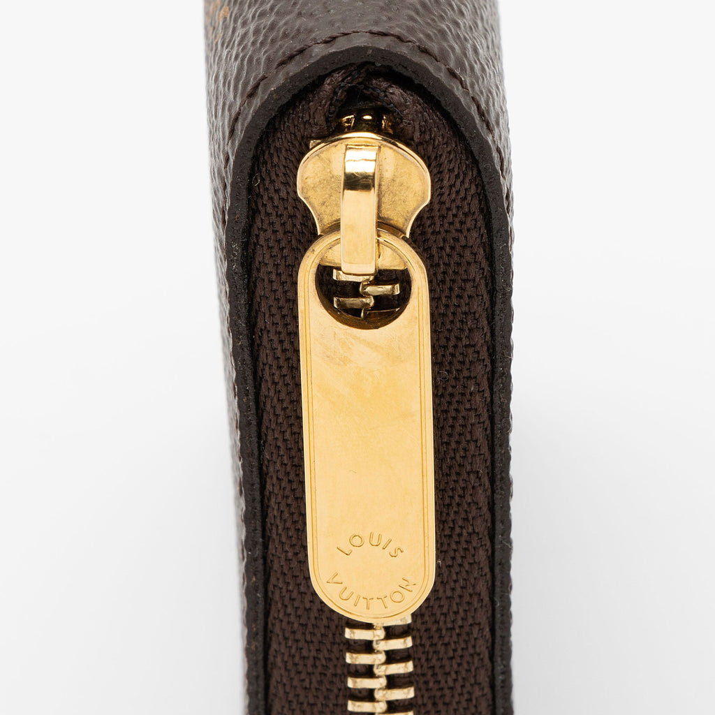 Louis Vuitton Giant Monogram Canvas Zippy Coin Wallet (SHF-Ij8yV0)