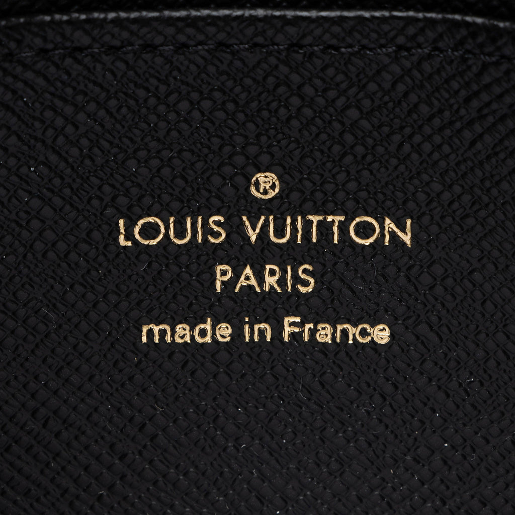 Louis Vuitton Giant Monogram Canvas Zippy Coin Wallet (SHF-Ij8yV0)
