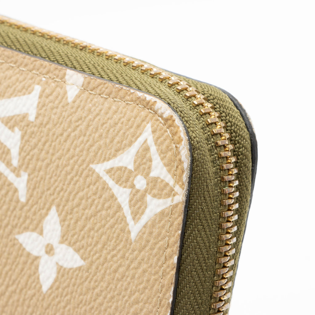 Louis Vuitton Giant Monogram Canvas Zippy Wallet