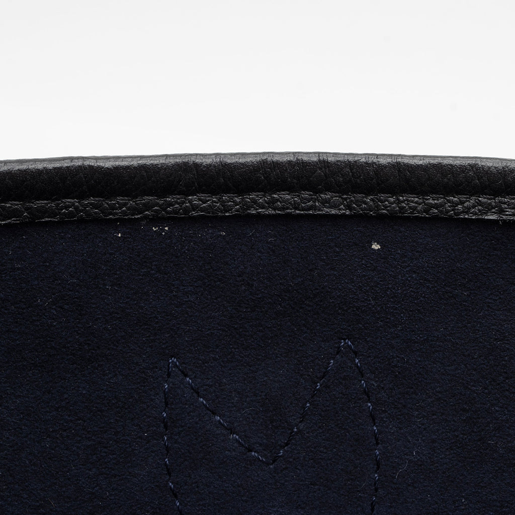 Louis Vuitton Giant Monogram Empreinte Neverfull MM Tote (SHF-oBX9Er)