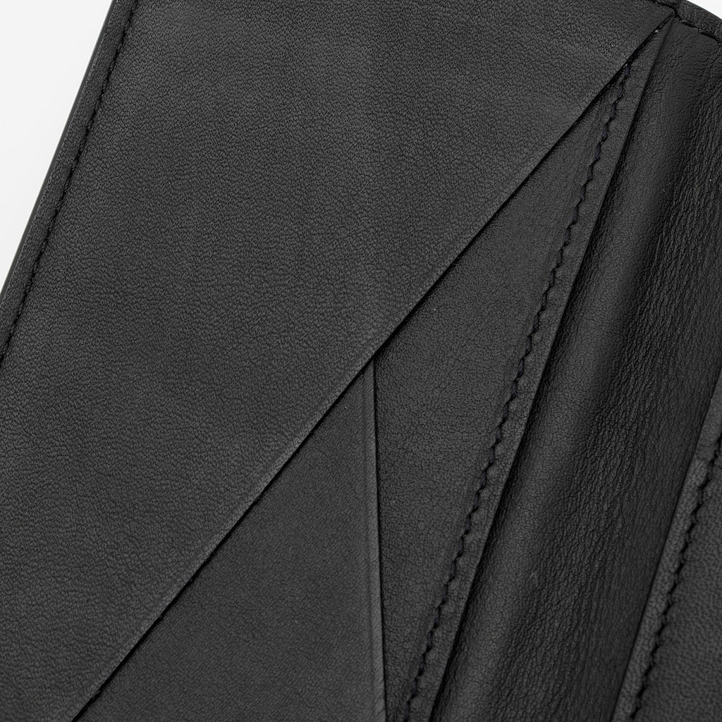 Louis Vuitton Giant Monogram Shadow Taurillon Pocket Organizer (SHF-7ug5Vn)