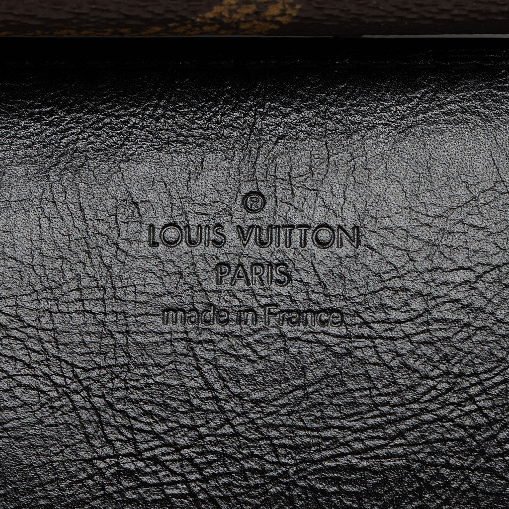 Louis Vuitton Giant Reverse Monogram Canvas Dauphine Belt Bag