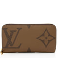 Louis Vuitton Giant Reverse Monogram Zippy Wallet (SHF-3YDrBj)