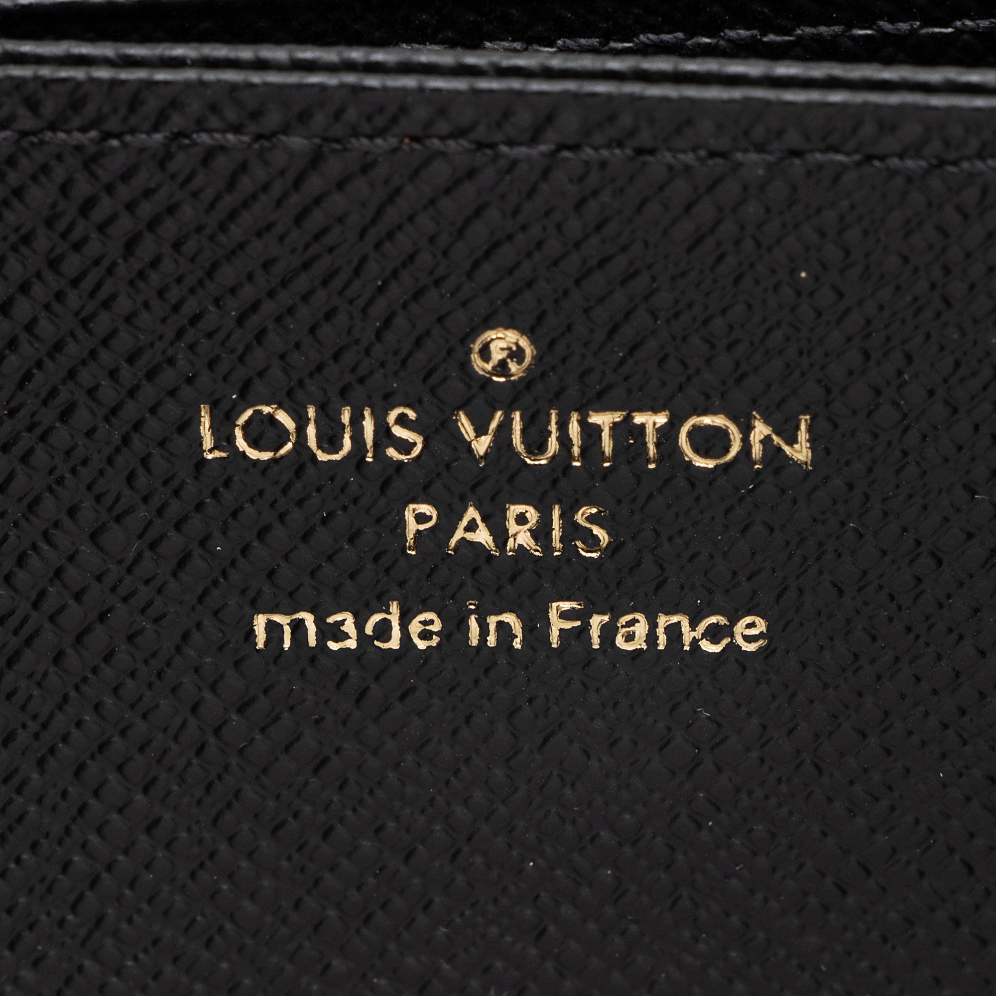 Louis Vuitton Giant Reverse Monogram Zippy Wallet (SHF-bmc8HZ)
