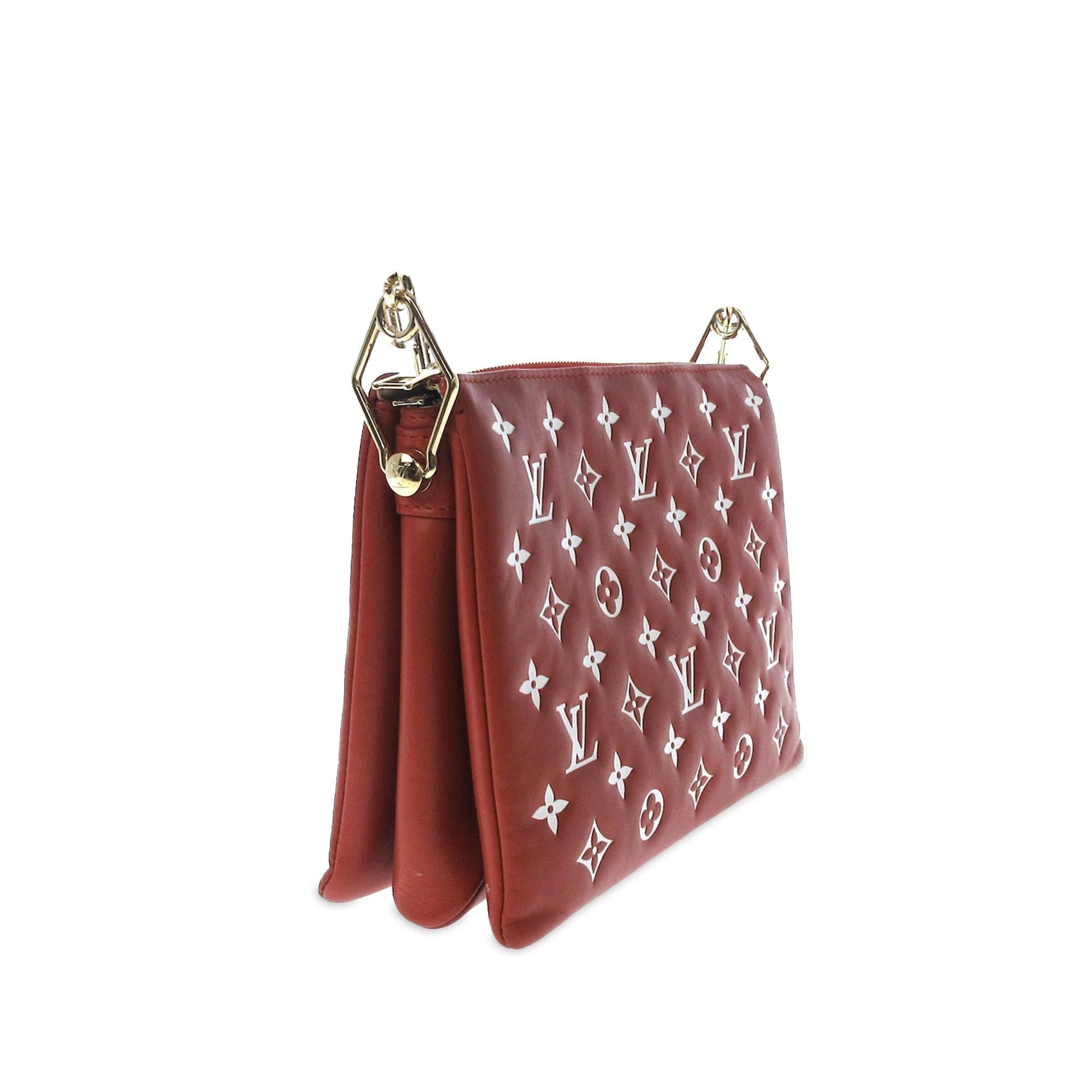Louis Vuitton LV Match Monogram Coussin PM (SHG-A8qQGF)