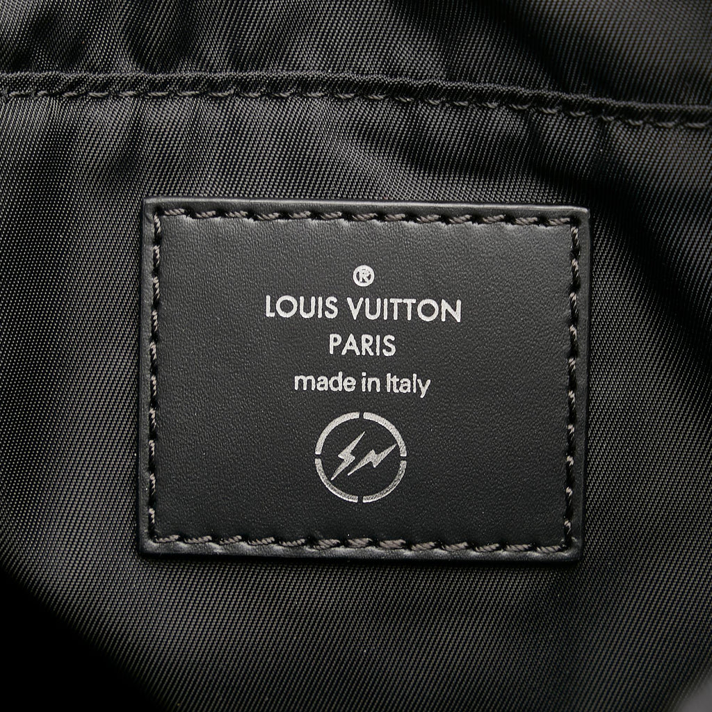 Louis Vuitton LV X Fragment Monogram Eclipse Bucket Bag (SHG-MQ6c0d)