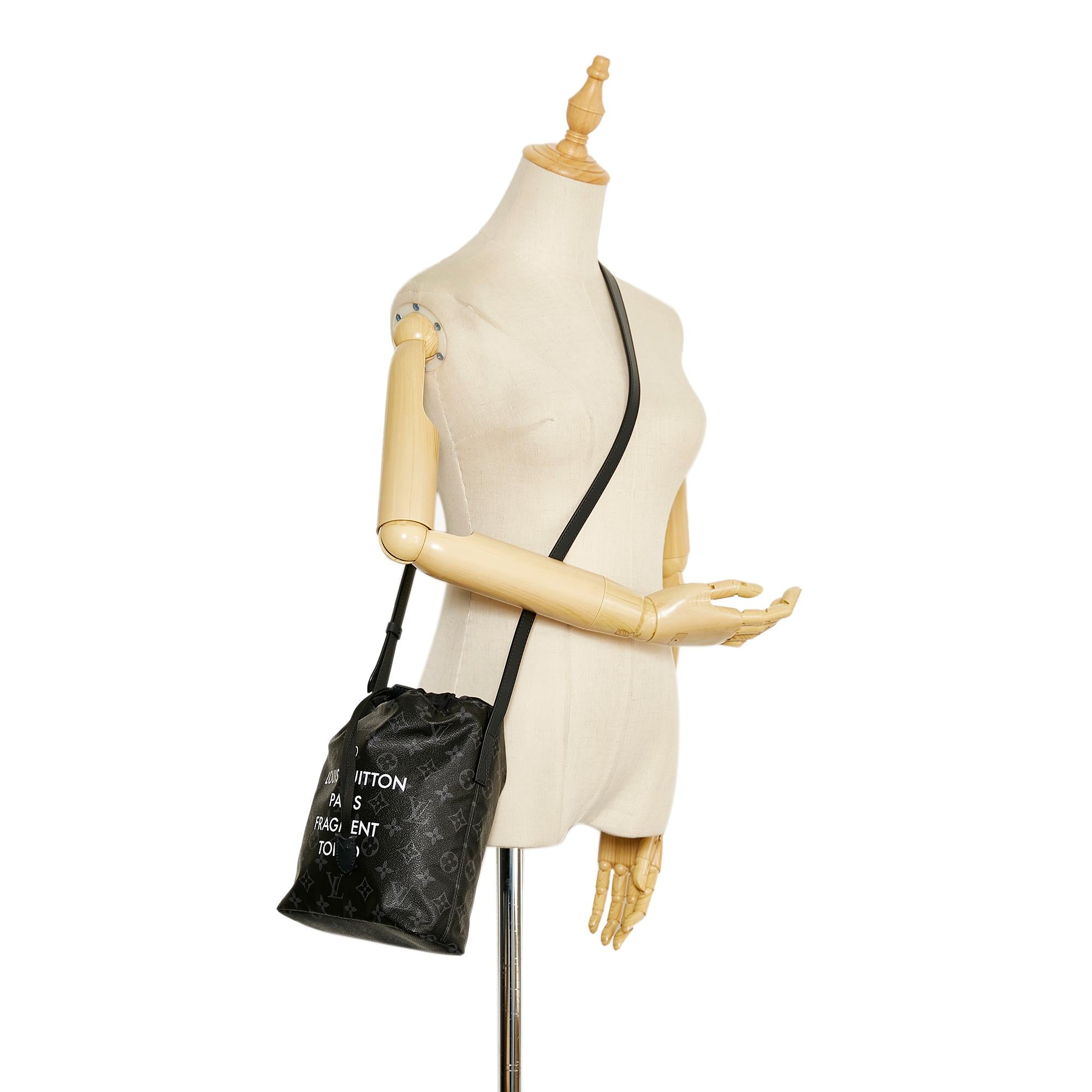 Louis Vuitton LV X Fragment Monogram Eclipse Bucket Bag (SHG-MQ6c0d)