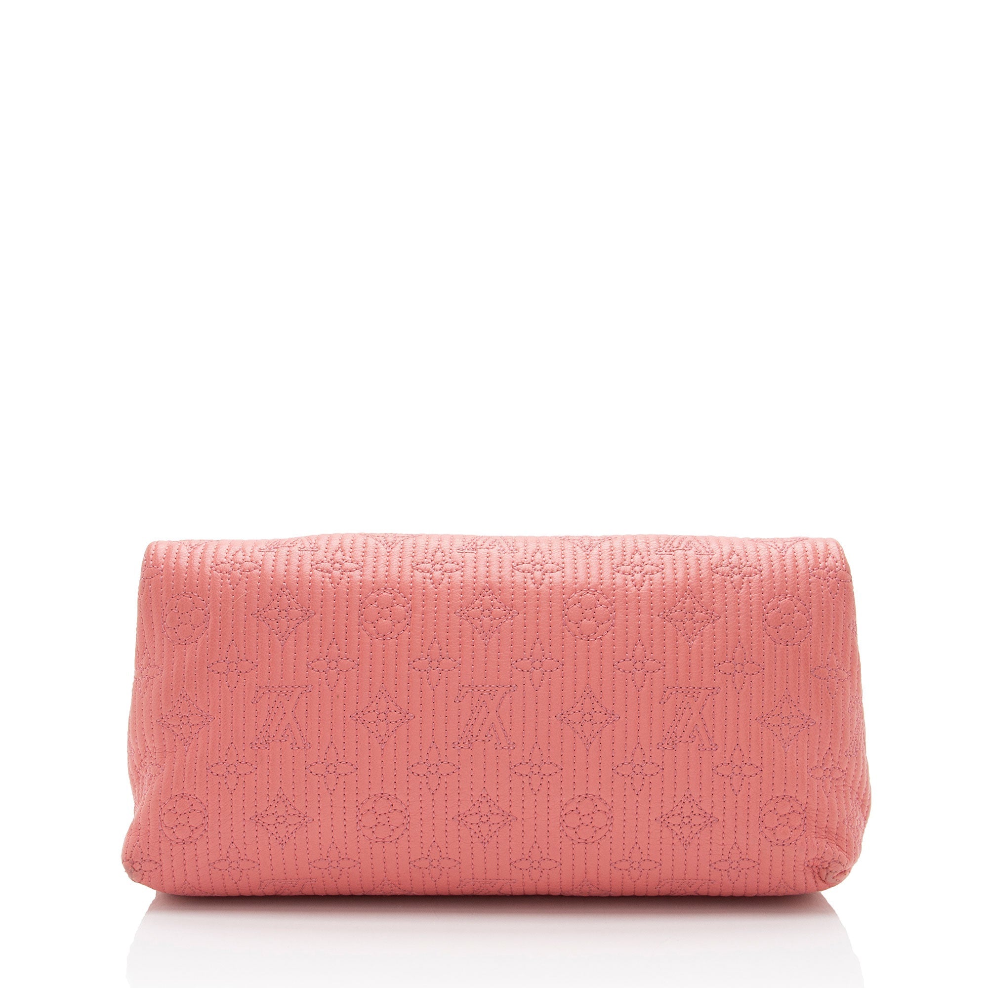 Louis Vuitton Leather Monogram Altair Clutch (SHF-Iyz0F8)