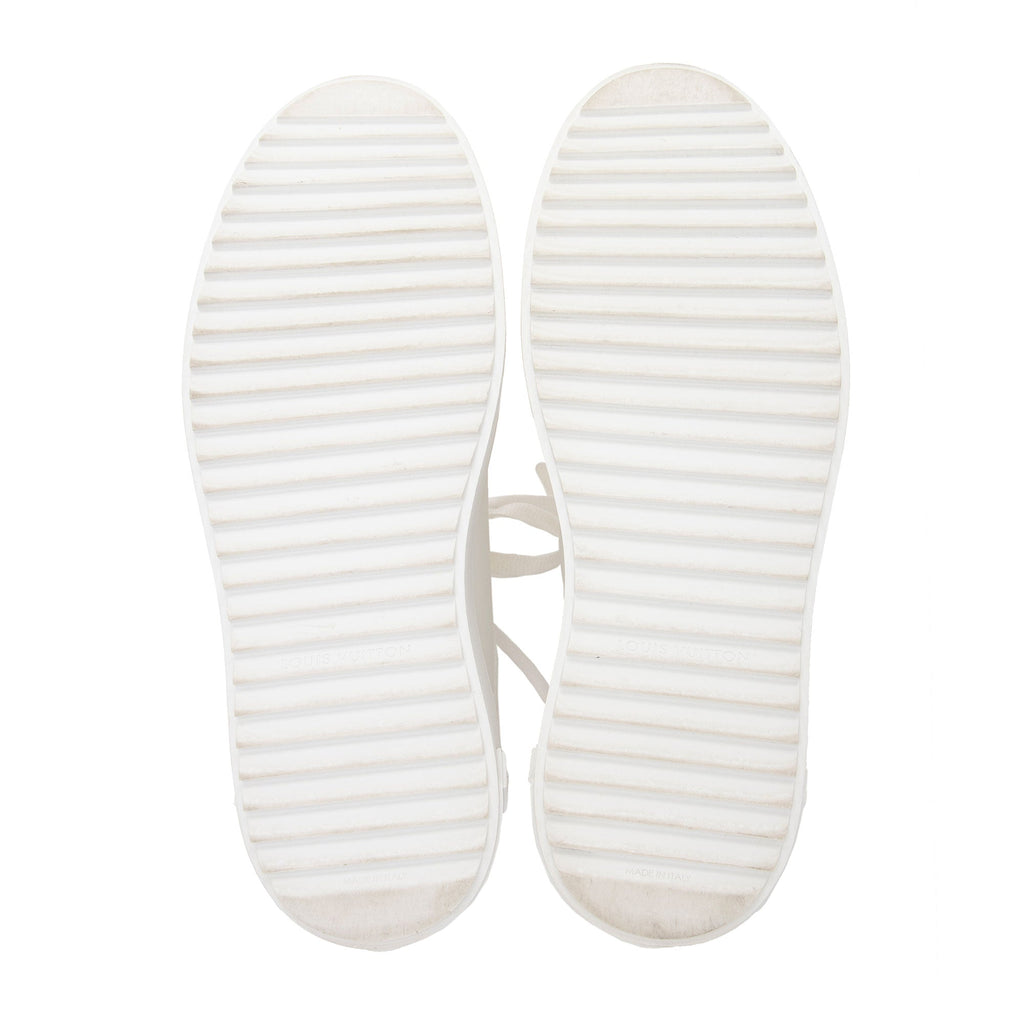 Louis Vuitton Leather Monogram Time Out Sneakers - Size 9 / 39 (SHF-Fi72wJ)