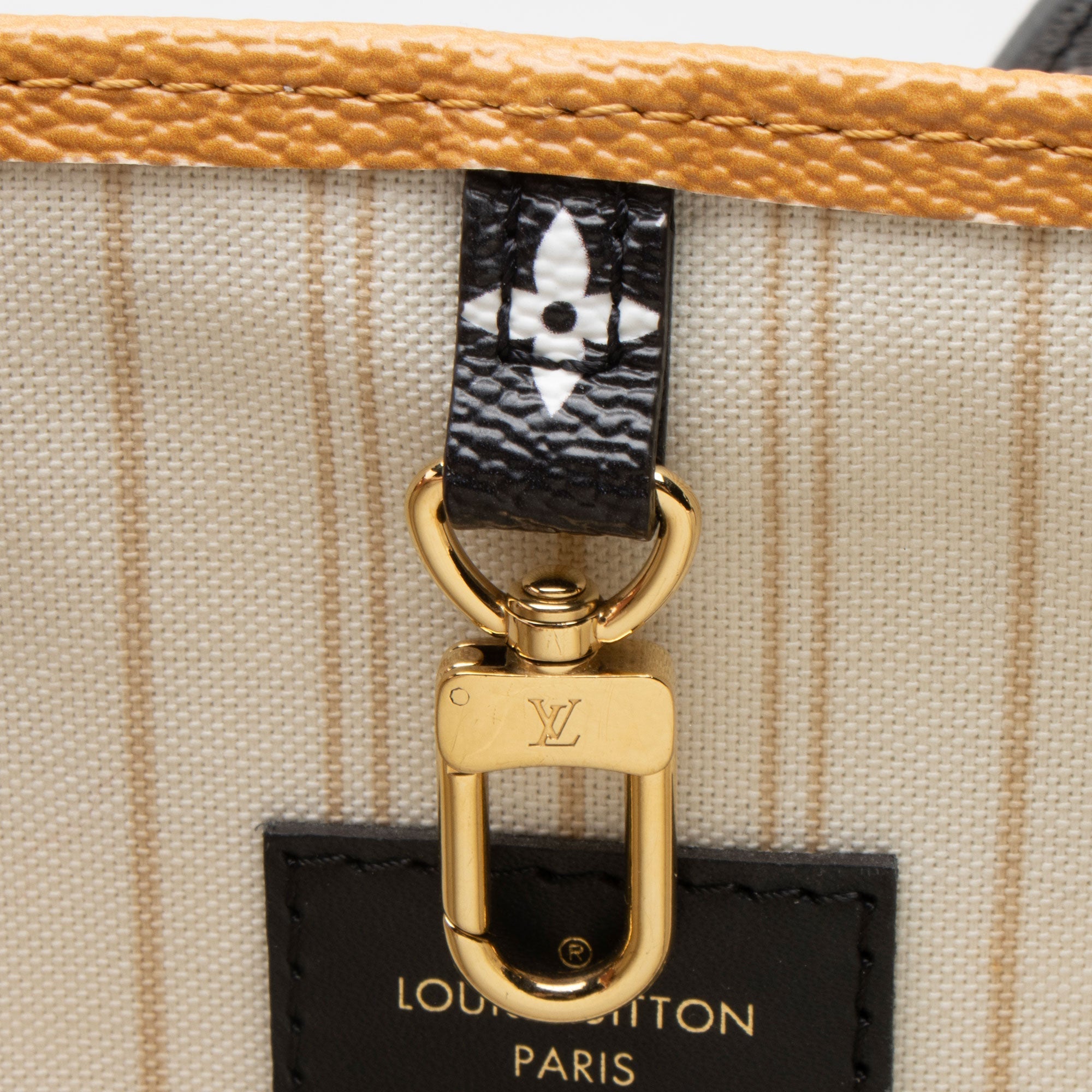Louis Vuitton Limited Edition Giant Monogram Canvas Jungle Onthego GM Tote