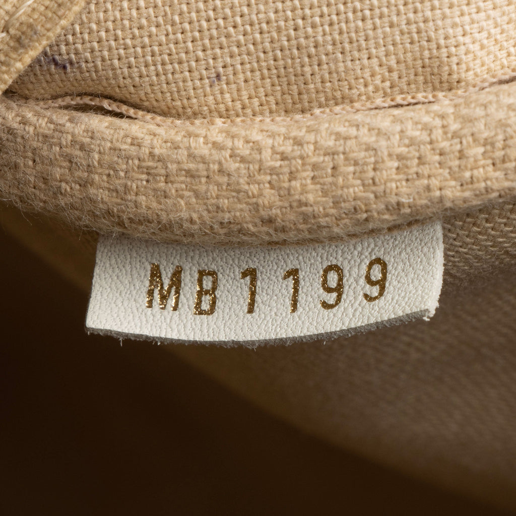Louis Vuitton Limited Edition Giant Monogram Canvas Speedy Bandouliere 30 Satchel (SHF-fC4pMA)