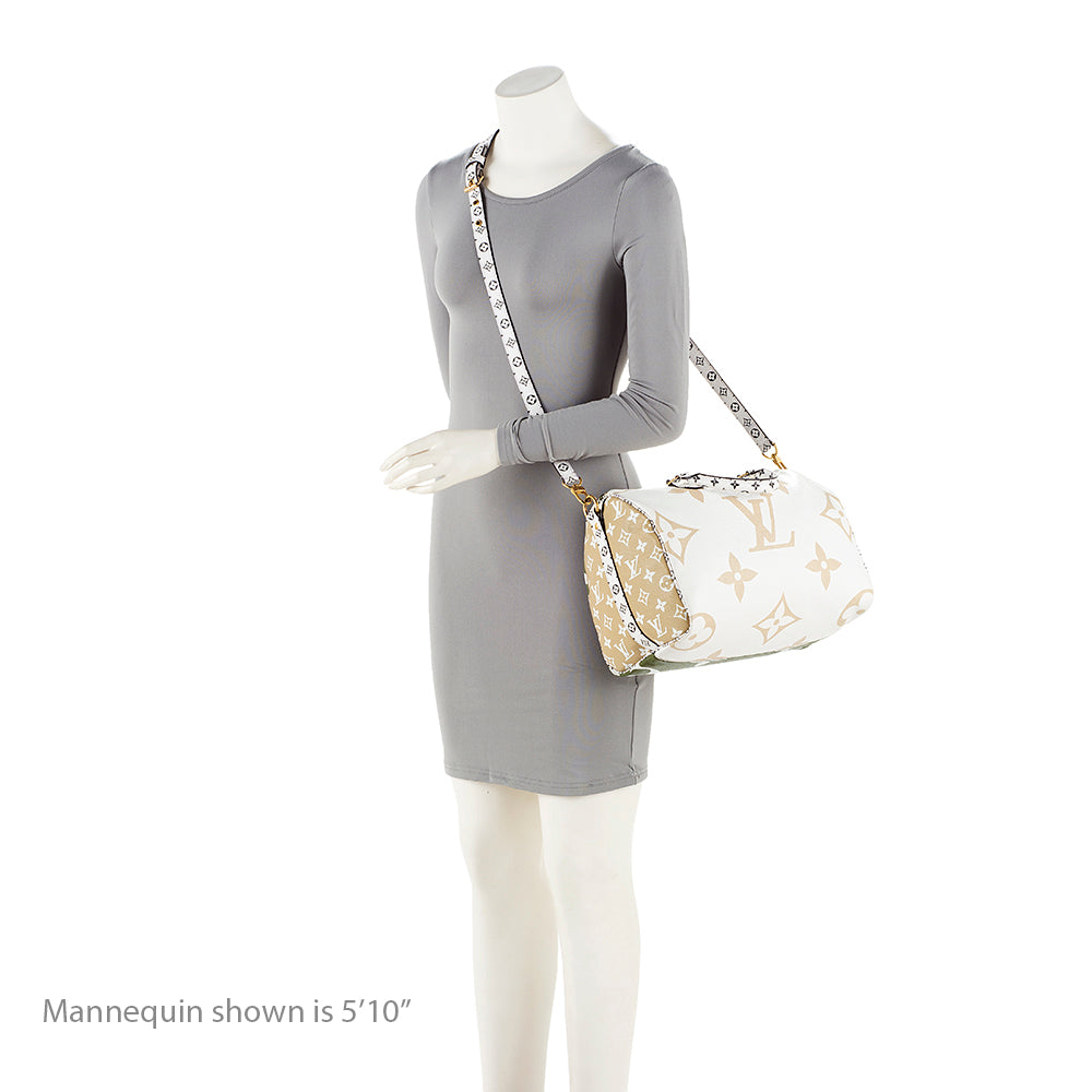 Louis Vuitton Limited Edition Giant Monogram Canvas Speedy Bandouliere 30 Satchel (SHF-fC4pMA)
