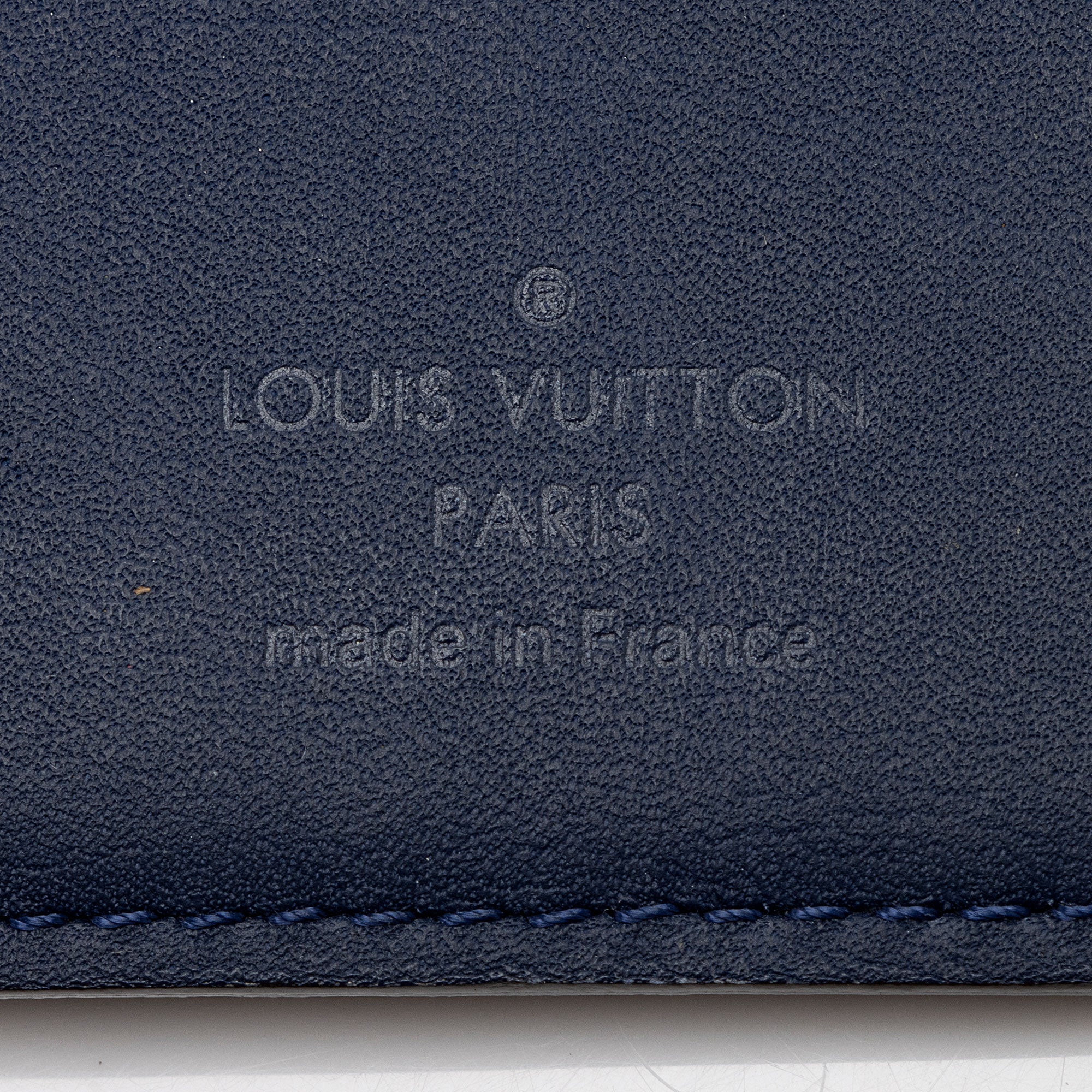 Louis Vuitton Limited Edition Monogram Canvas Brazza Wallet (SHF-49eFL6)