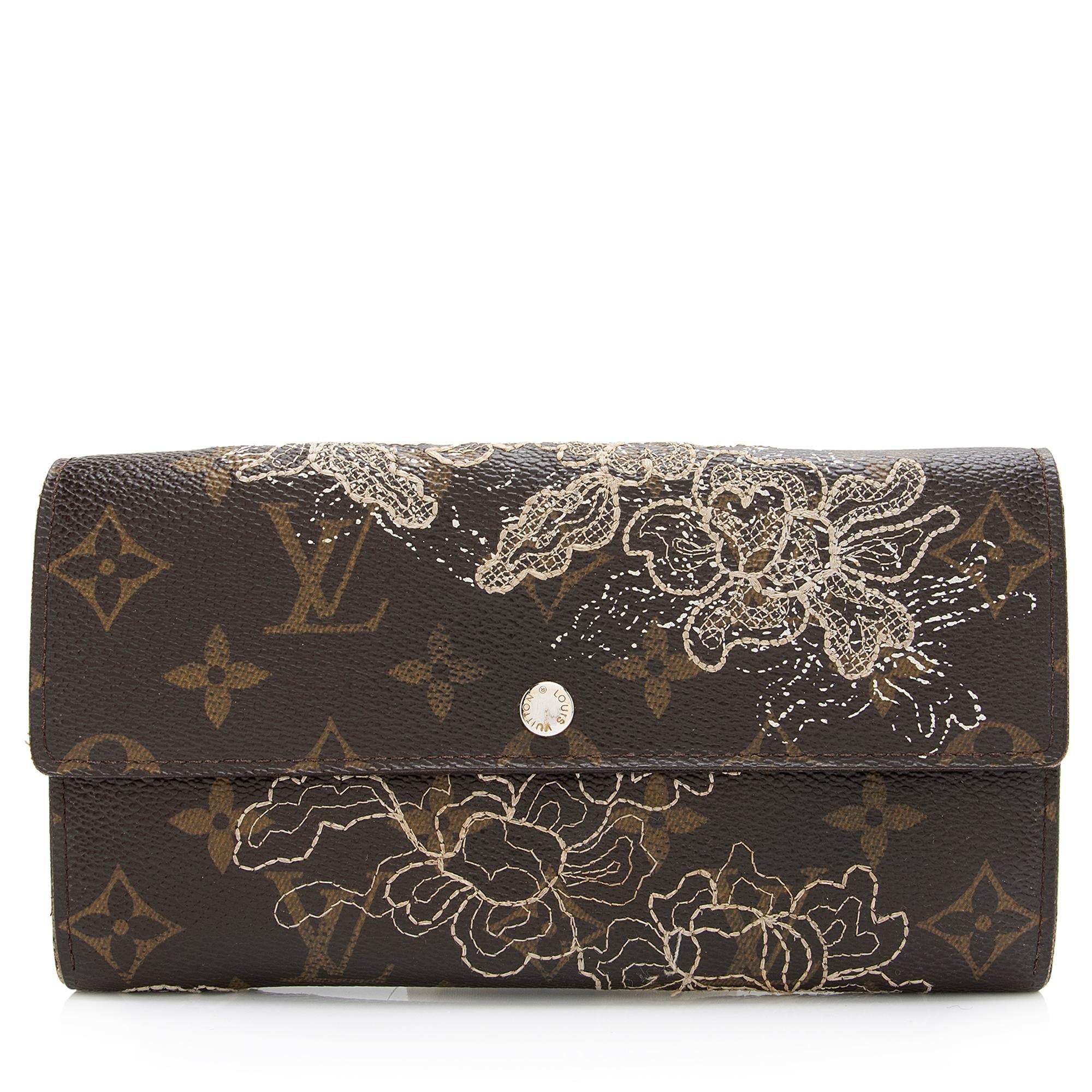 Louis Vuitton Limited Edition Monogram Canvas Dentelle Sarah Wallet (SHF-23597)