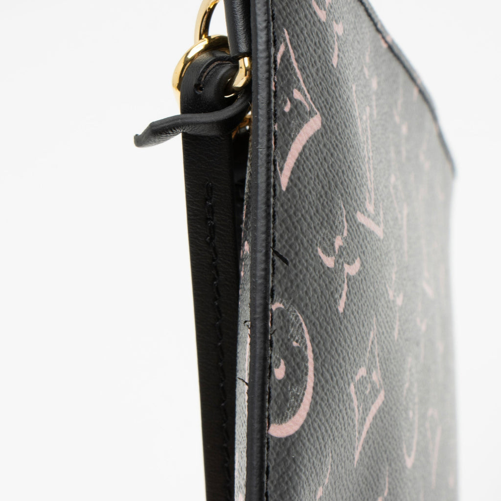 Louis Vuitton Limited Edition Monogram Canvas Fall For You Neverfull MM Pochette