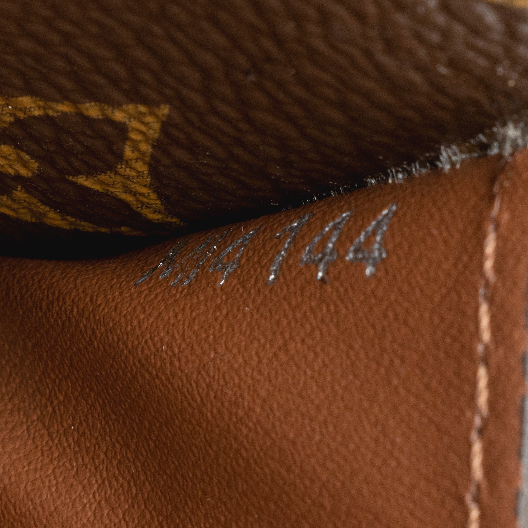 Louis Vuitton Limited Edition Monogram Canvas Juane Tribal Mask Sarah Wallet (SHF-22927)