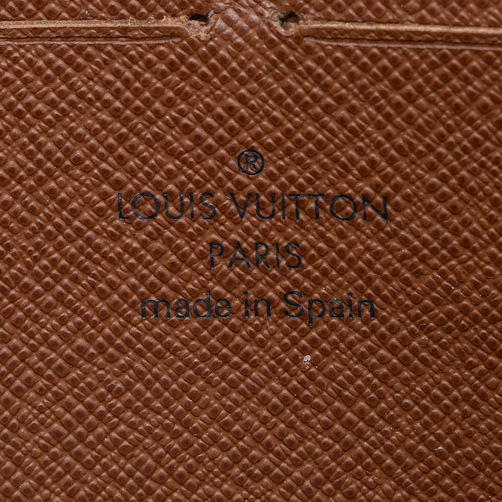 Louis Vuitton Limited Edition Monogram Canvas Roses Zippy Wallet (SHF-JmfQTk)