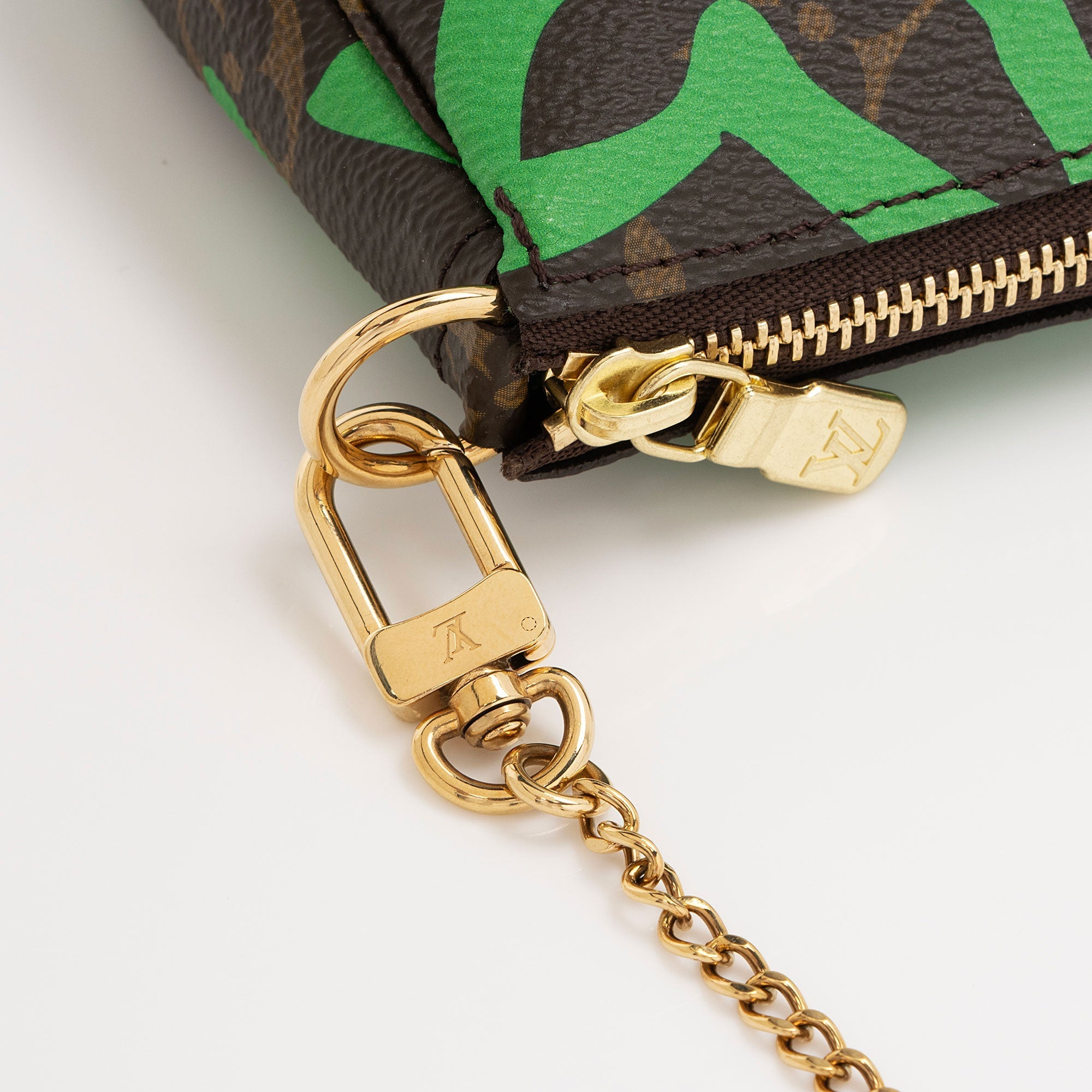 Louis Vuitton Limited Edition Monogram Canvas Tahitienne Hawaii Mini Pochette Accessoires (SHF-zIuDV5)