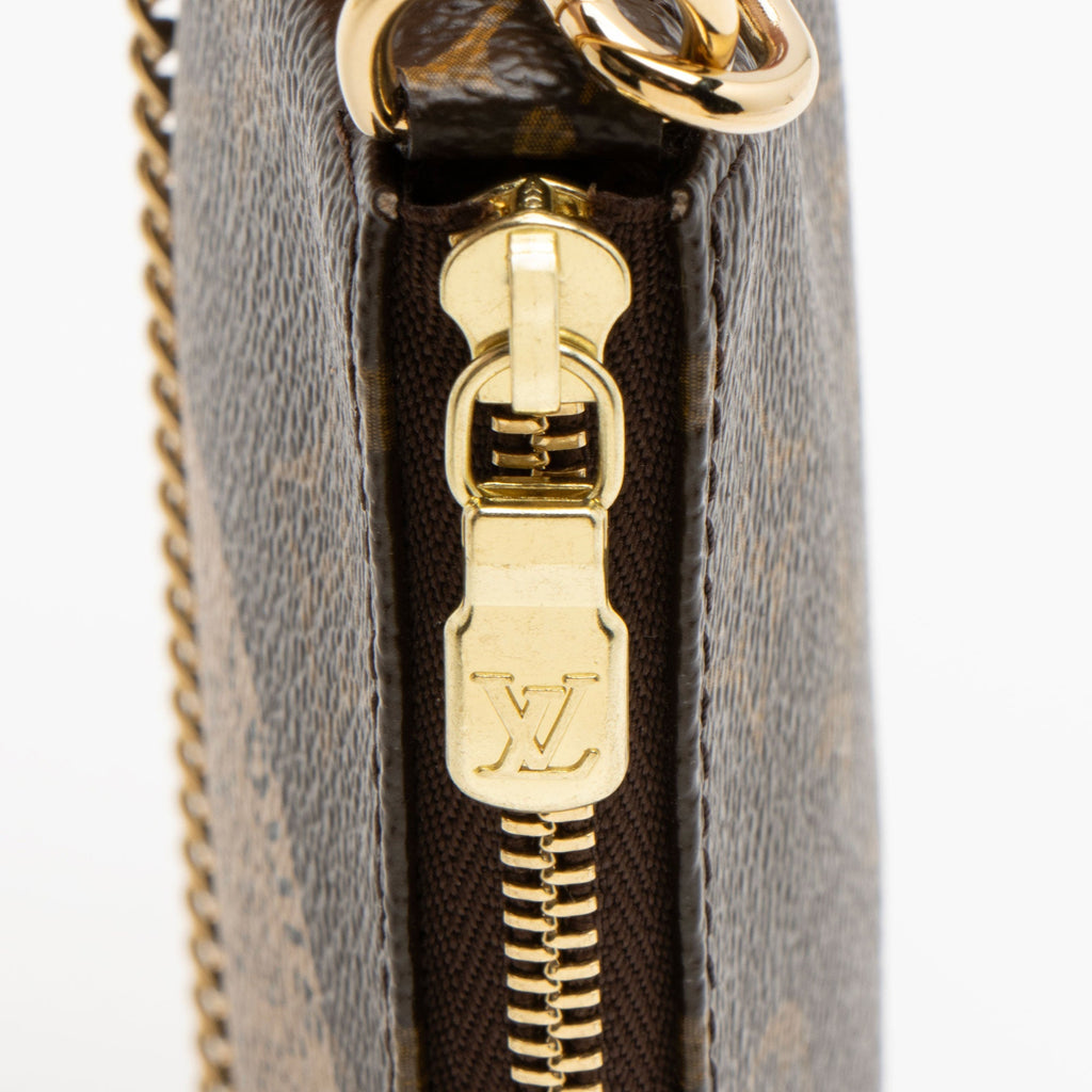 Louis Vuitton Limited Edition Monogram Canvas Trunks & Bags Mini Pochette Accessoires (SHF-ncikKj)