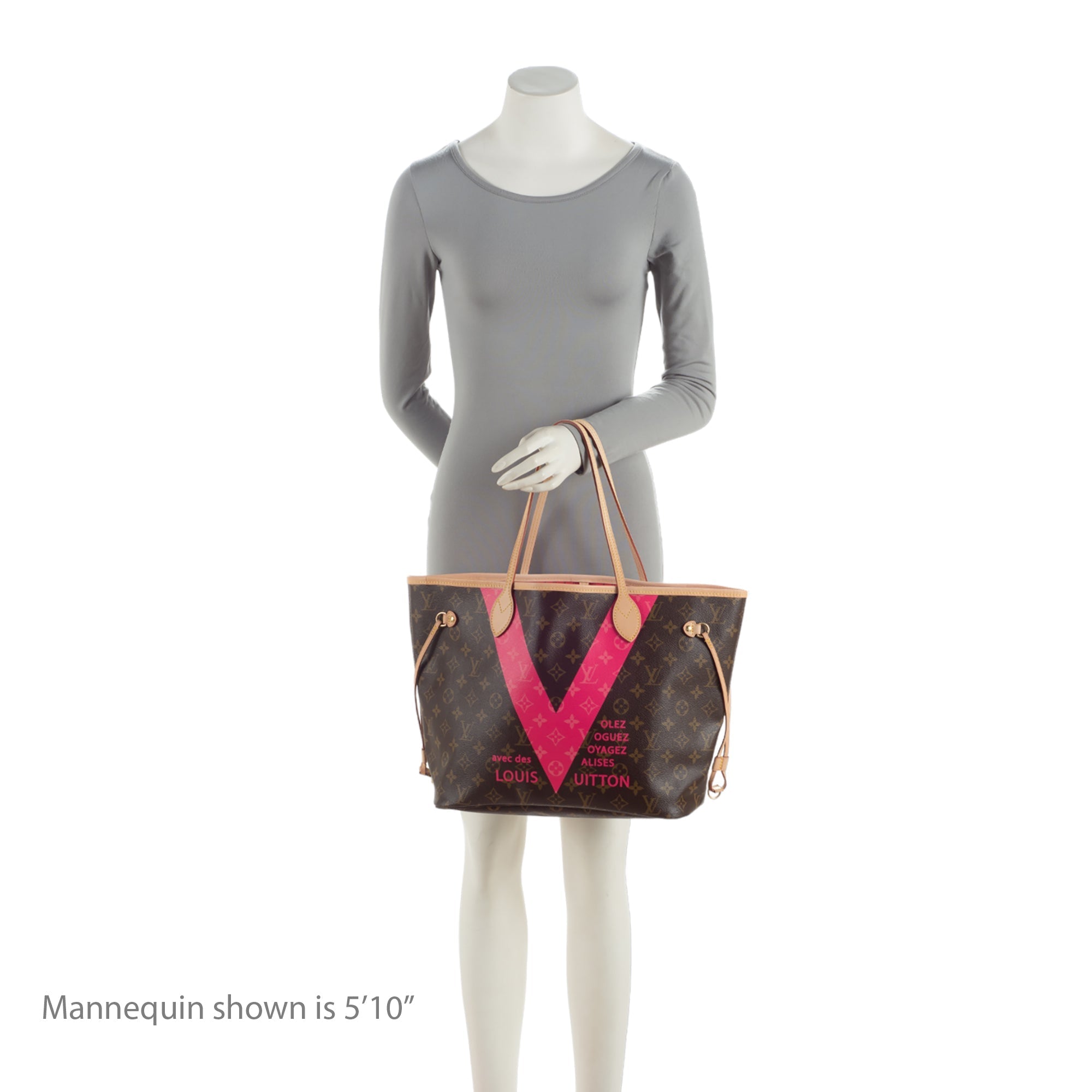 Louis Vuitton Limited Edition Monogram Canvas V Neverfull MM Tote (SHF-wHbFFj)