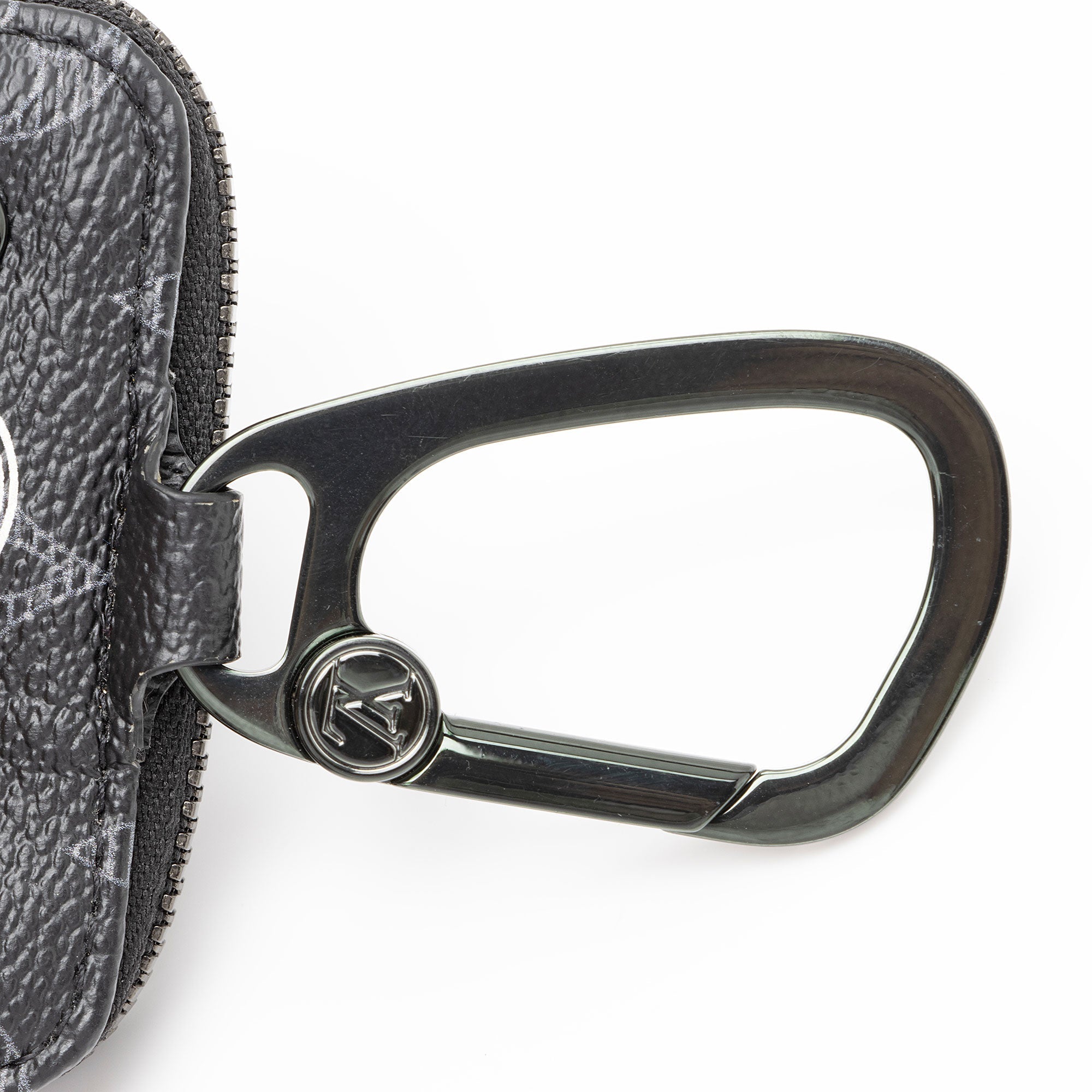 Louis Vuitton Limited Edition Monogram Eclipse Vivienne Bag Charm (SHF-wWOhBc)