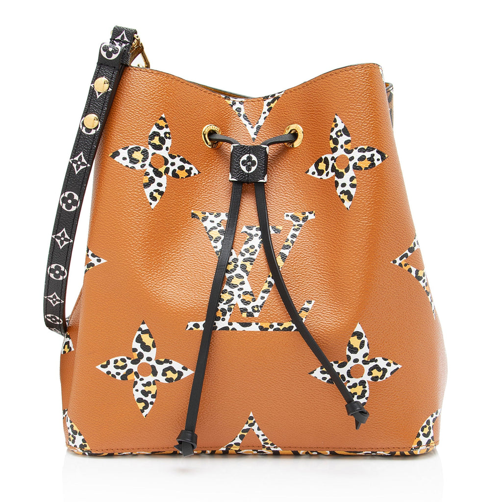 Louis Vuitton Limited Edition Monogram Giant Canvas Jungle Neonoe MM Shoulder Ba