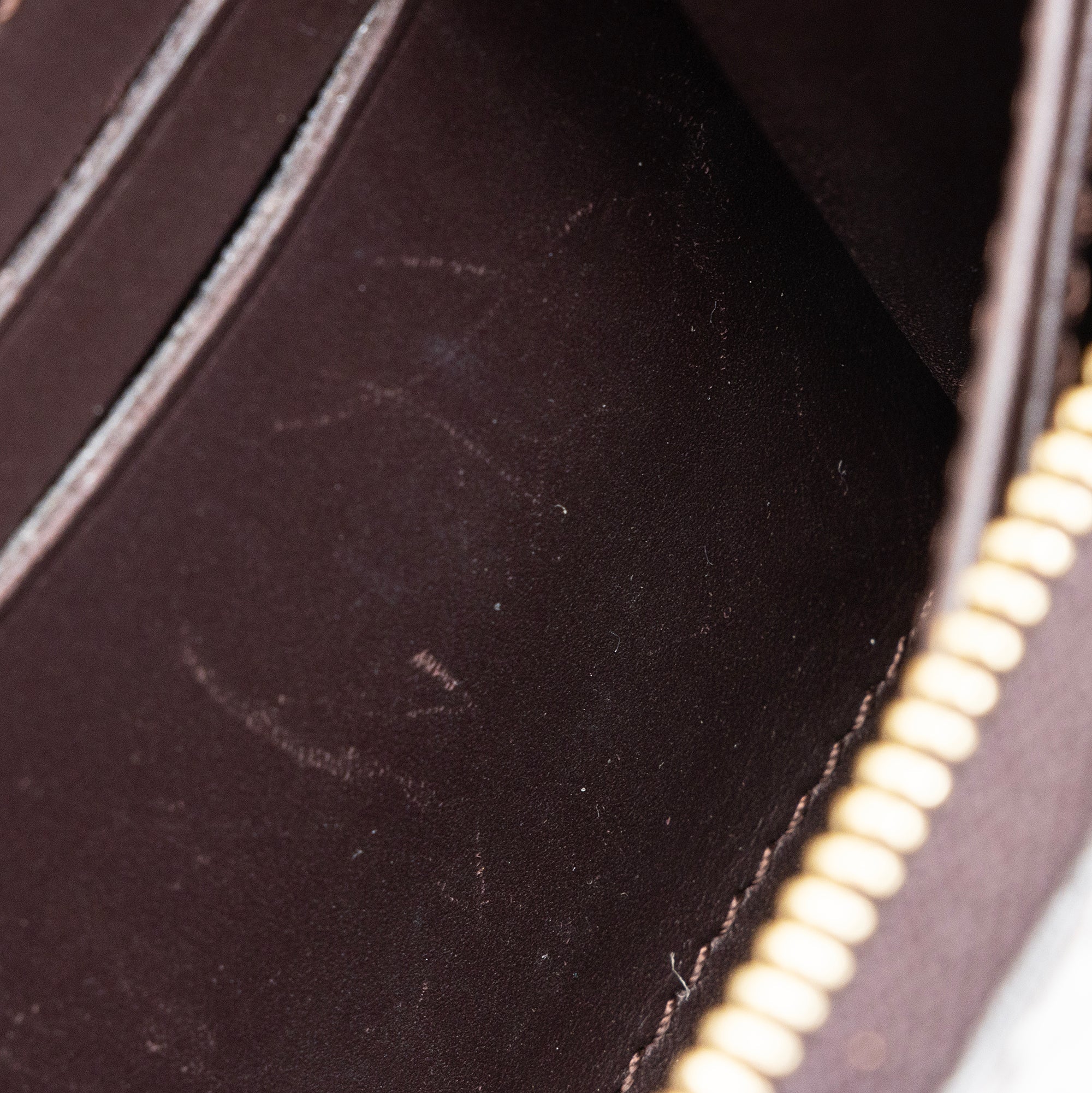 Louis Vuitton Limited Edition Monogram Vernis Rayures Zippy Coin Purse (SHF-yAyjwG)