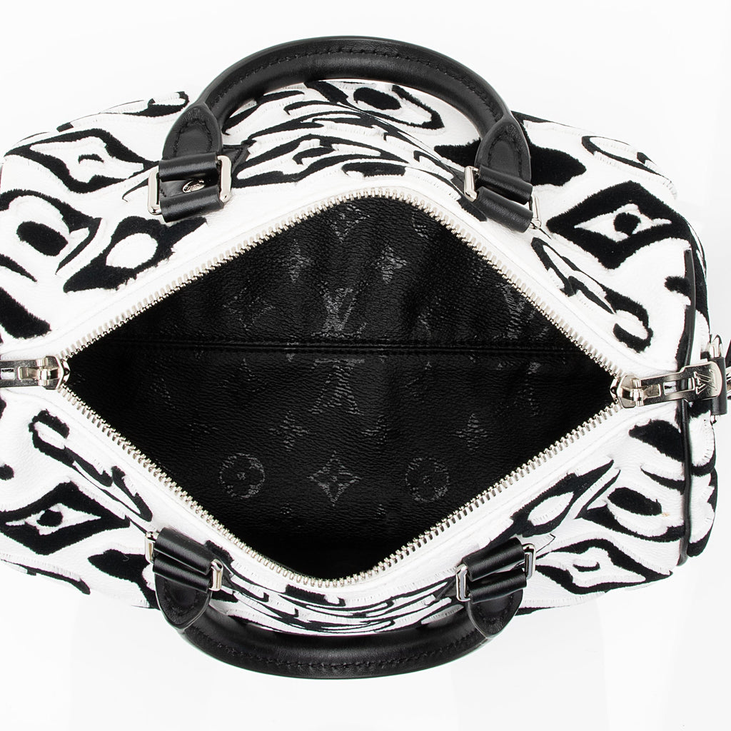 Louis Vuitton Limited Edition Tufted Monogram Canvas Urs Fischer Speedy Bandouliere 25 Satchel (SHF-23866)