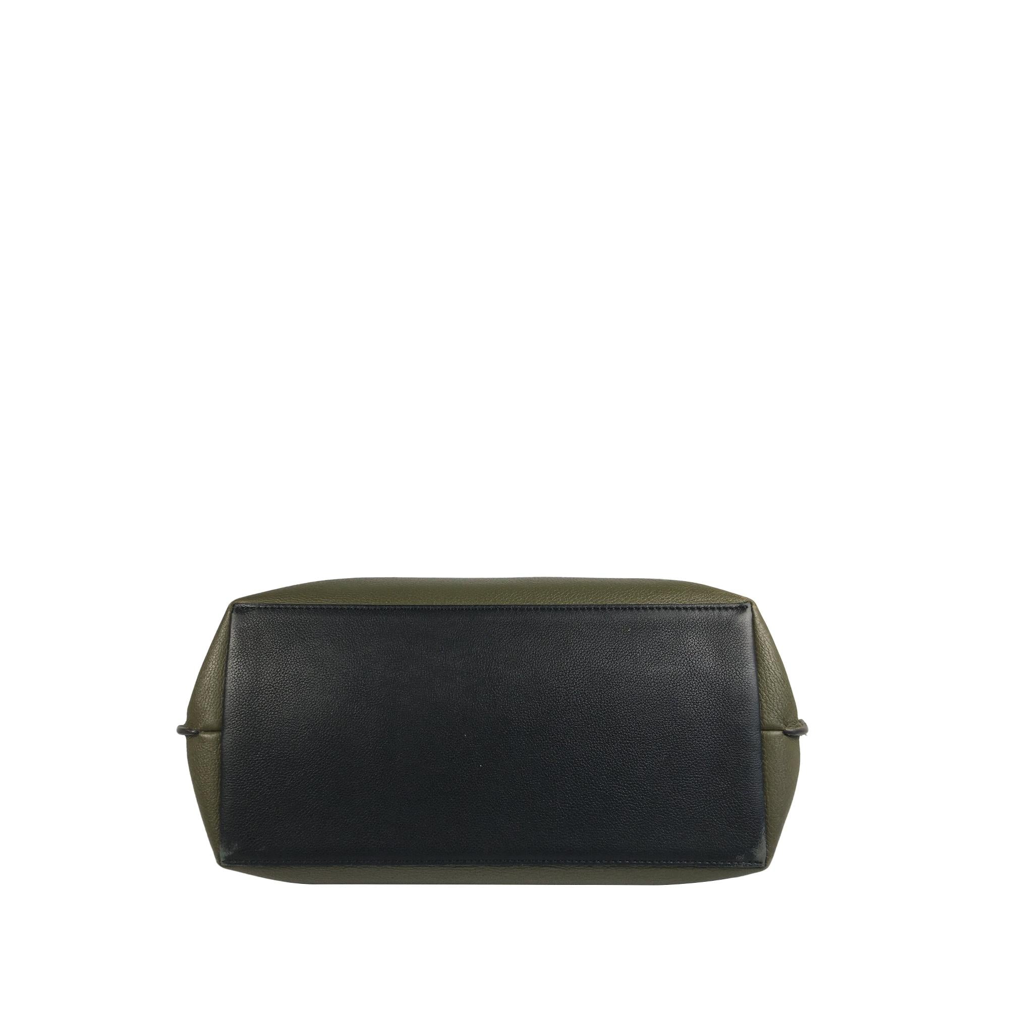Louis Vuitton Lockme Go Tote (SHG-4fnu6n)