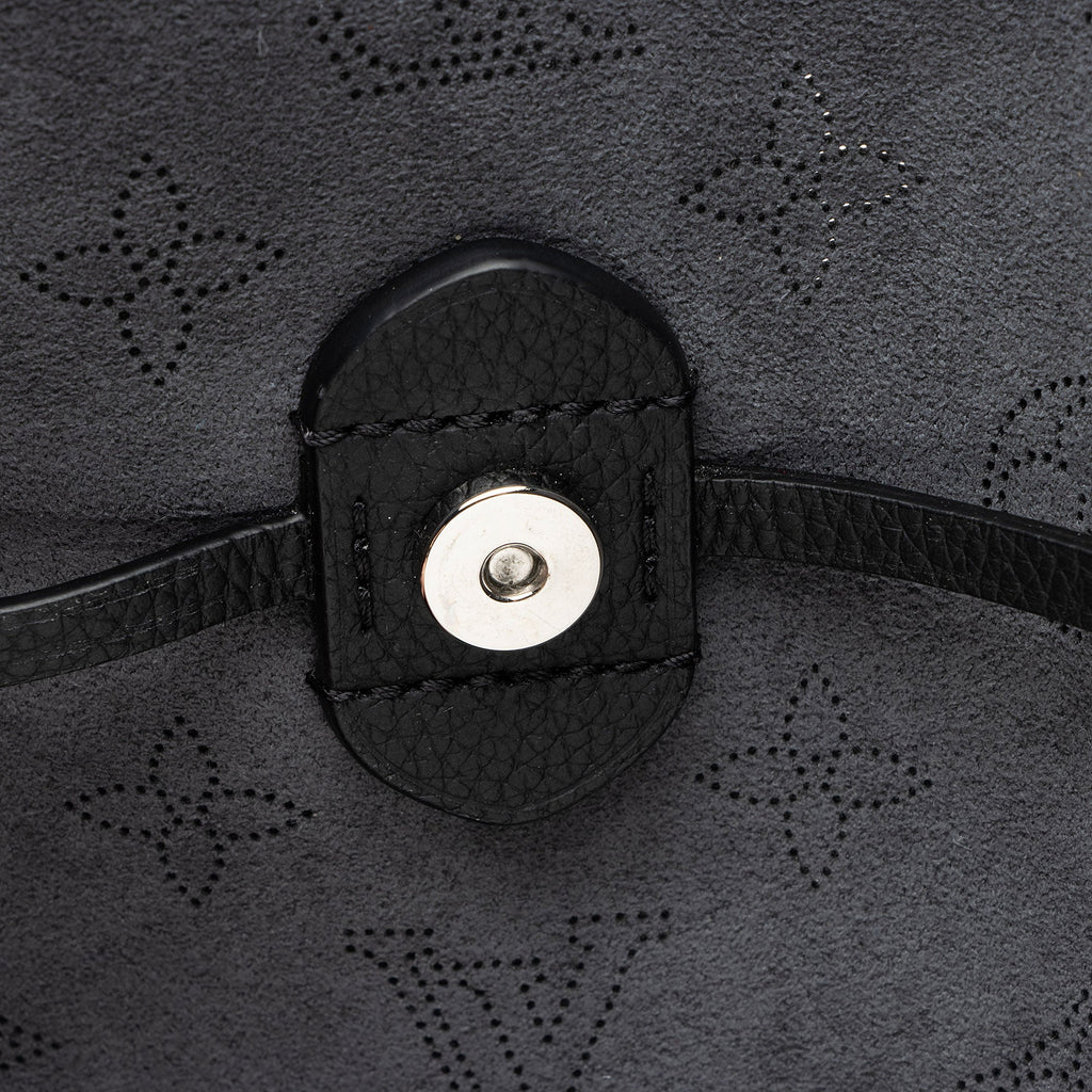 Louis Vuitton Mahina Leather Boundless Tote