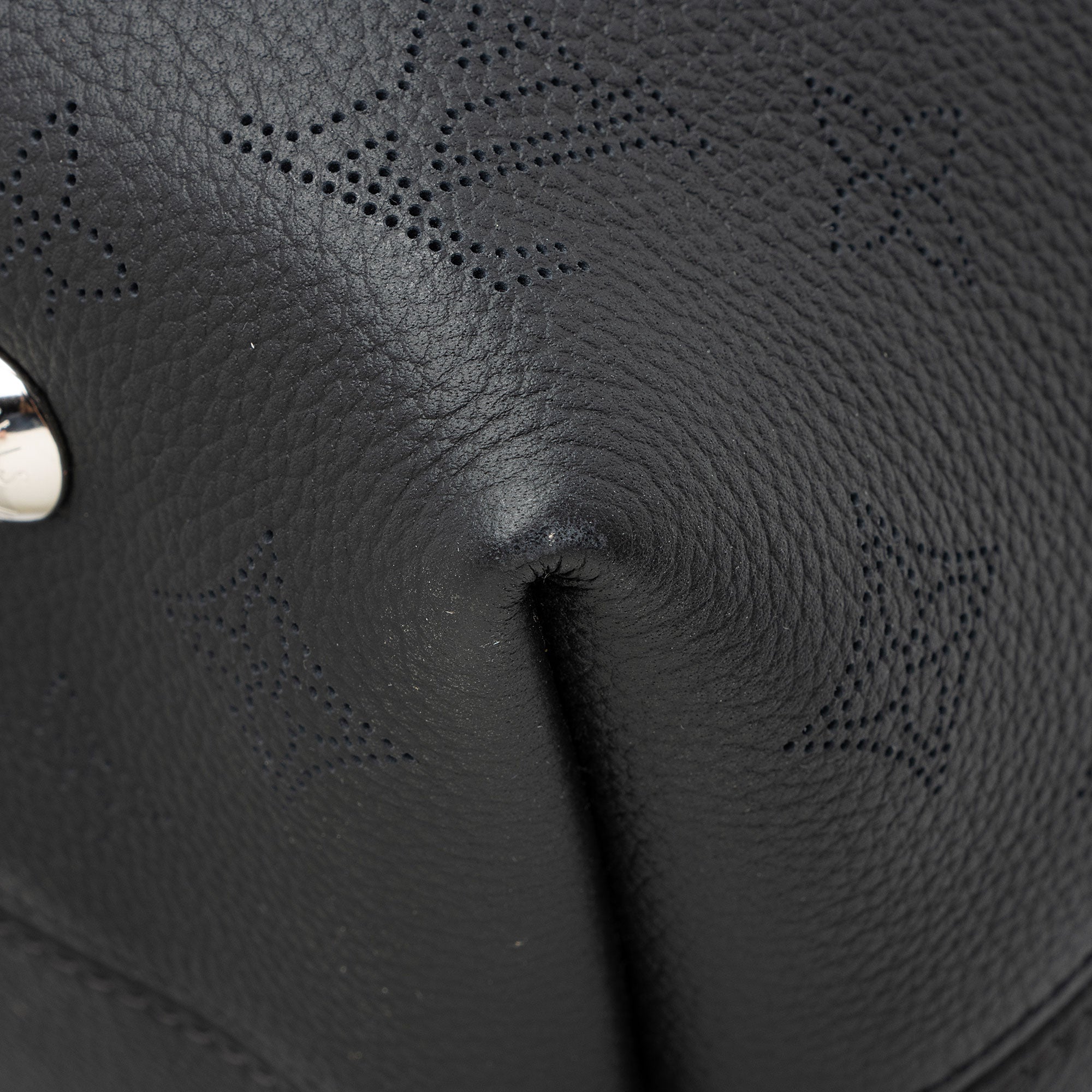Louis Vuitton Mahina Leather Boundless Tote