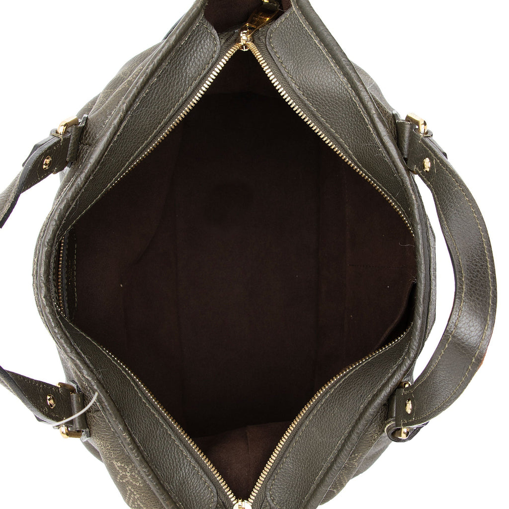 Louis Vuitton Mahina Leather Stellar PM Tote (SHF-bQCuWn)
