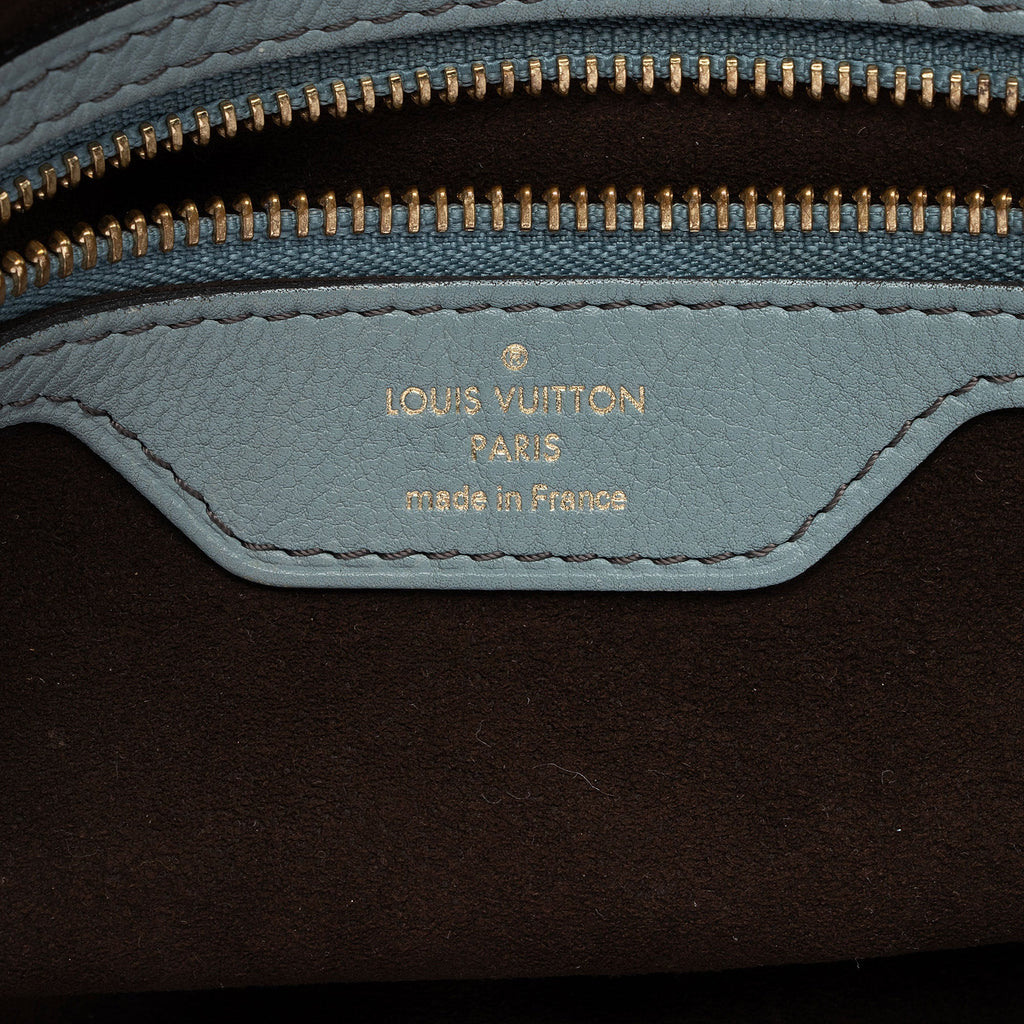 Louis Vuitton Mahina Leather Stellar PM Tote (SHF-mayQeq)