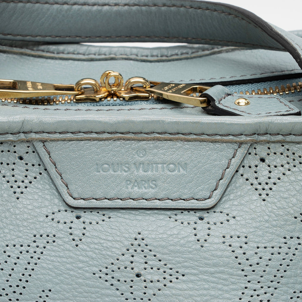 Louis Vuitton Mahina Leather Stellar PM Tote (SHF-mayQeq)