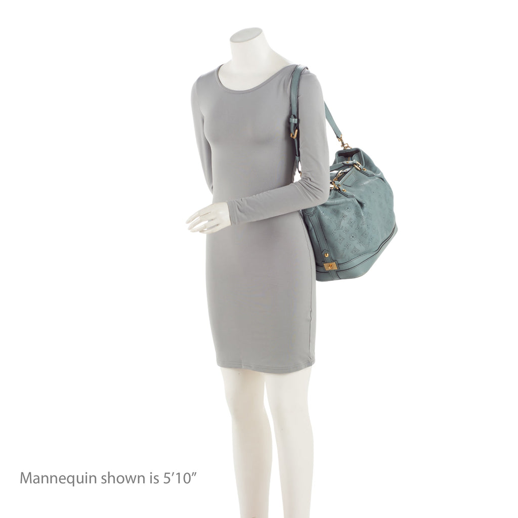 Louis Vuitton Mahina Leather Stellar PM Tote (SHF-mayQeq)