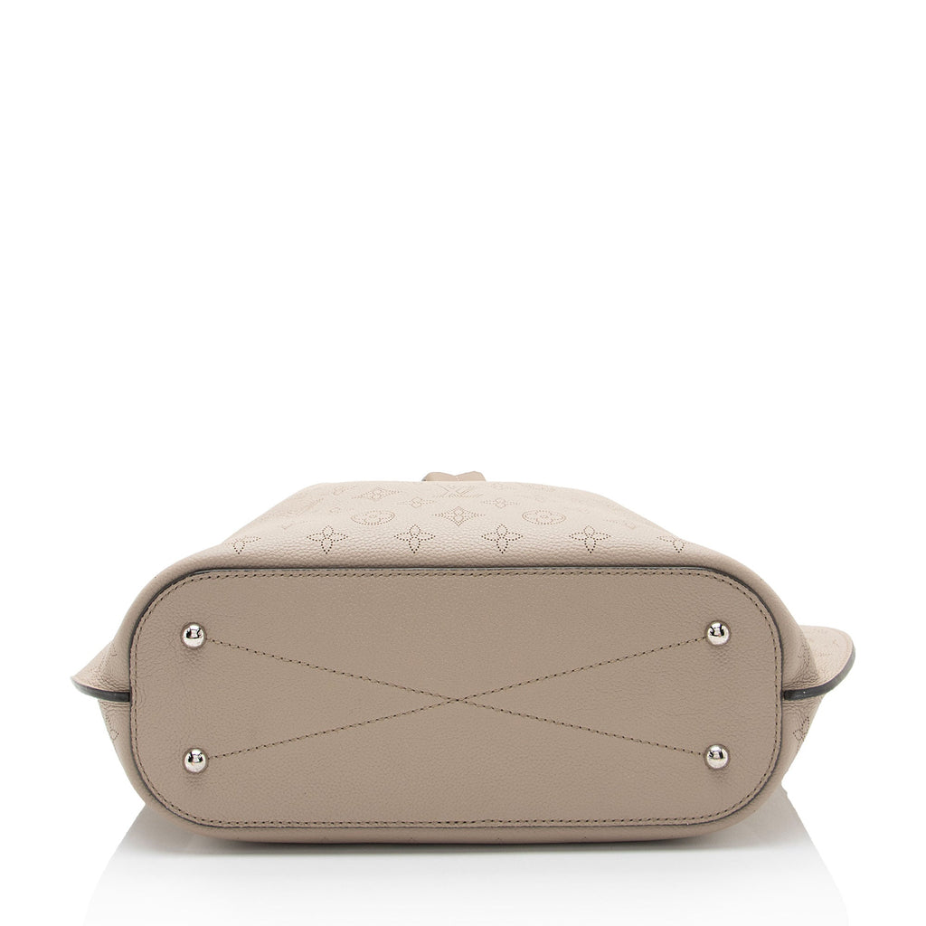 Louis Vuitton Mahina Leather Girolata Tote (SHF-zKl3Nc)