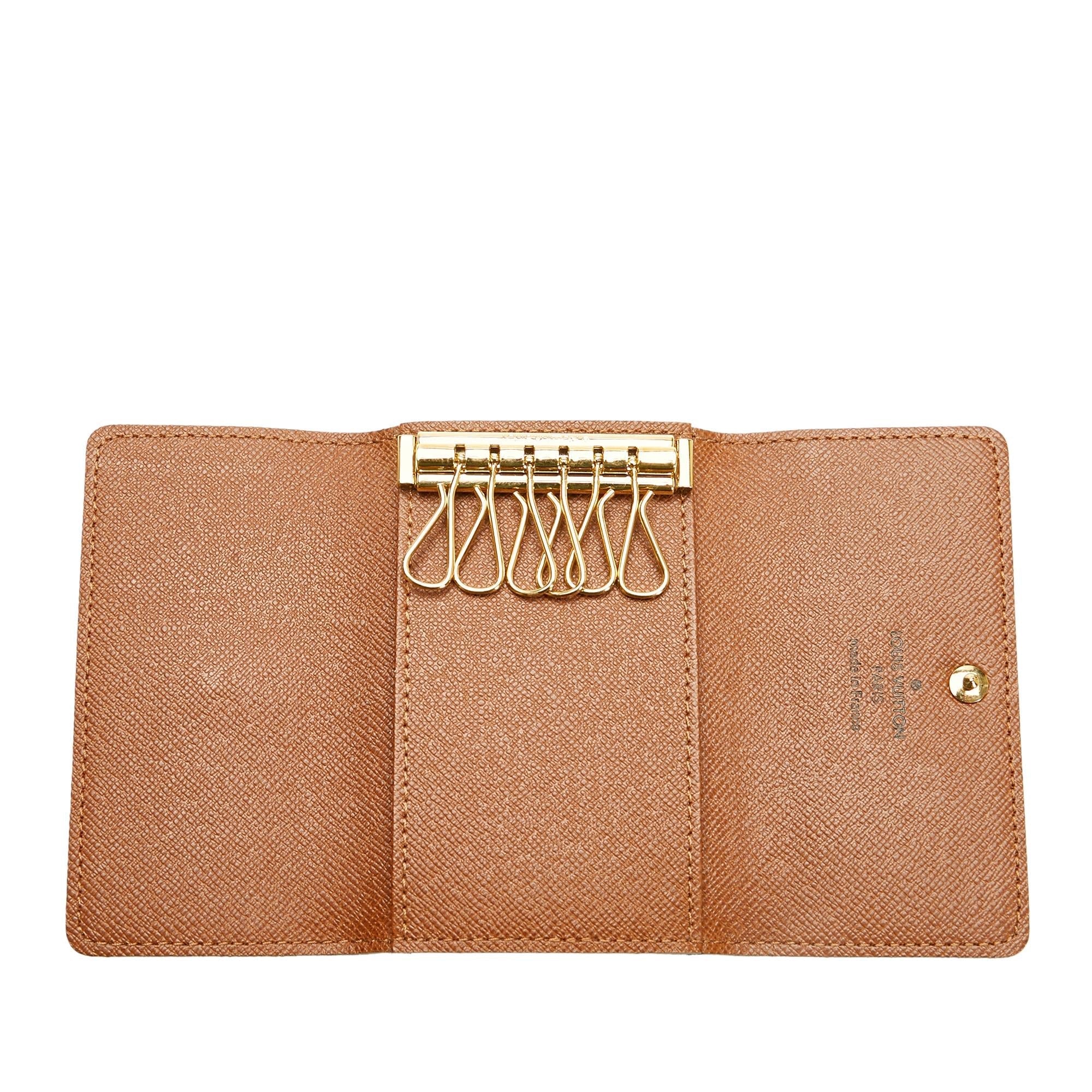 Louis Vuitton Monogram 6 Key Holder (SHG-Y6az0B)