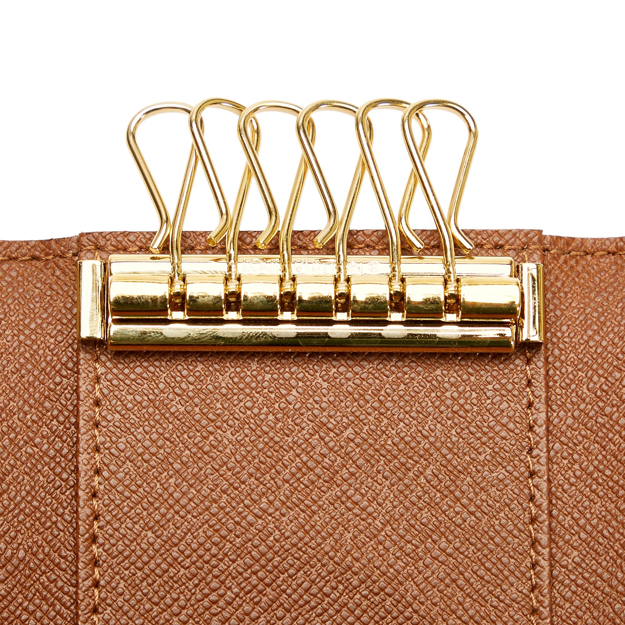 Louis Vuitton Monogram 6 Key Holder (SHG-Y6az0B)