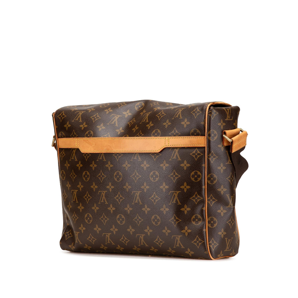 Louis Vuitton Monogram Abbesses