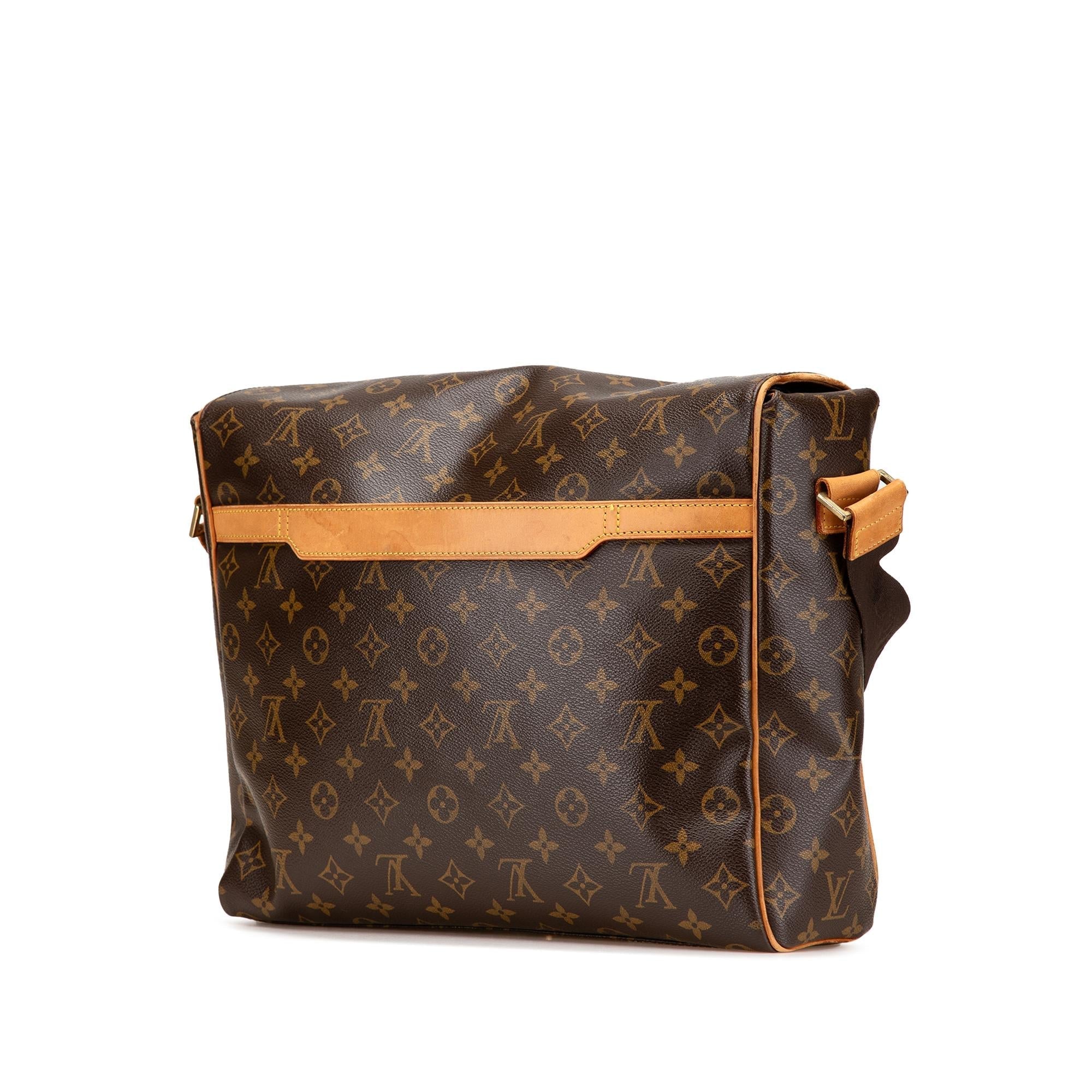 Louis Vuitton Monogram Abbesses