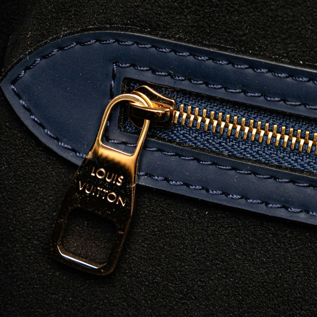 Louis Vuitton Monogram Addiction Lockit Vertical MM