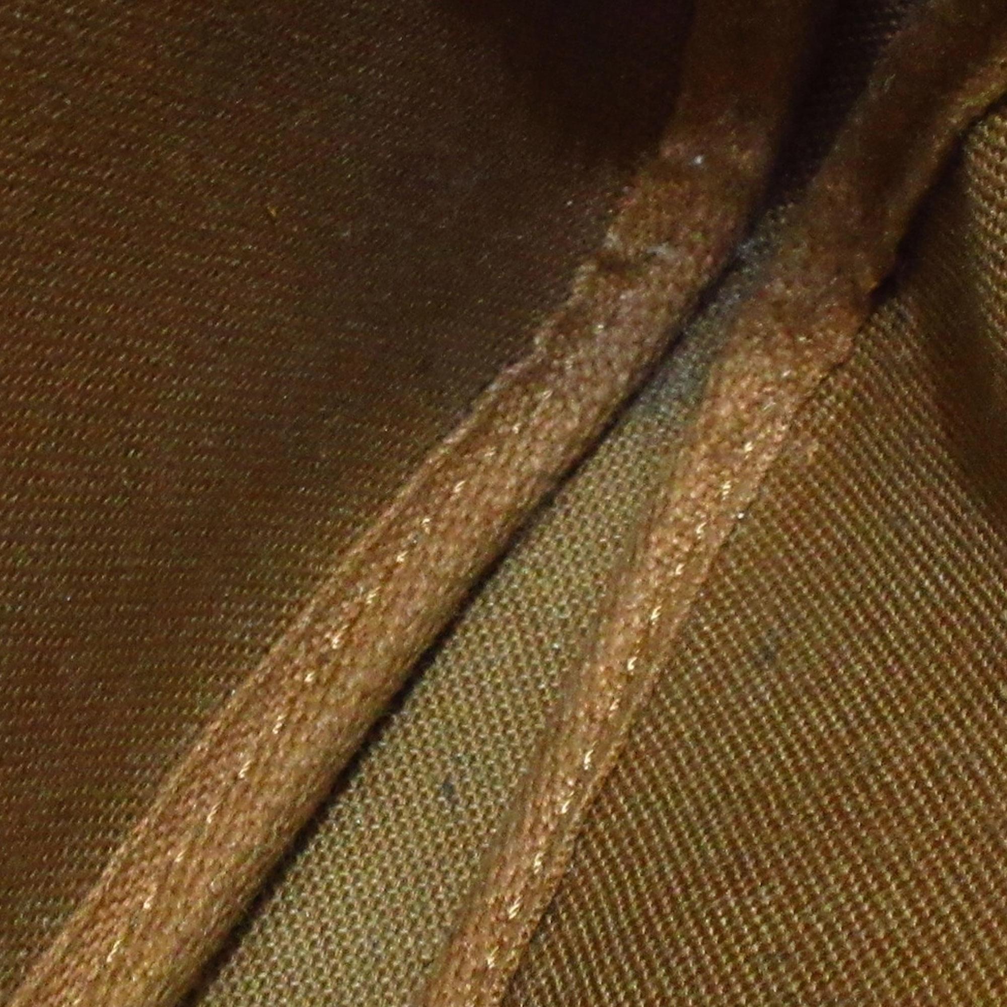 Louis Vuitton Monogram Affiche Mini Pochette Accessoires (SHG-iGvSGL)