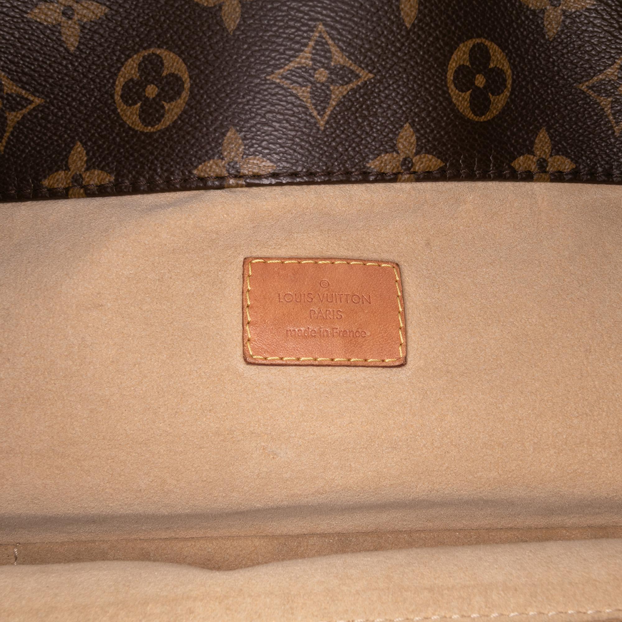 Louis Vuitton Monogram Artsy GM