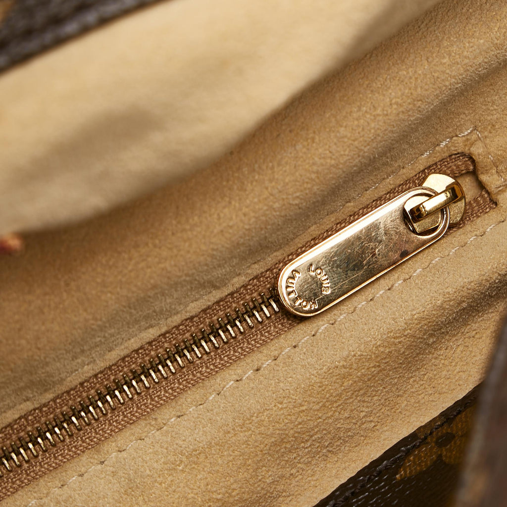 Louis Vuitton Monogram Artsy MM (SHG-35812)