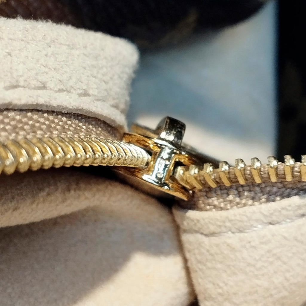 Louis Vuitton Monogram Artsy MM (SHG-DqNAjW)