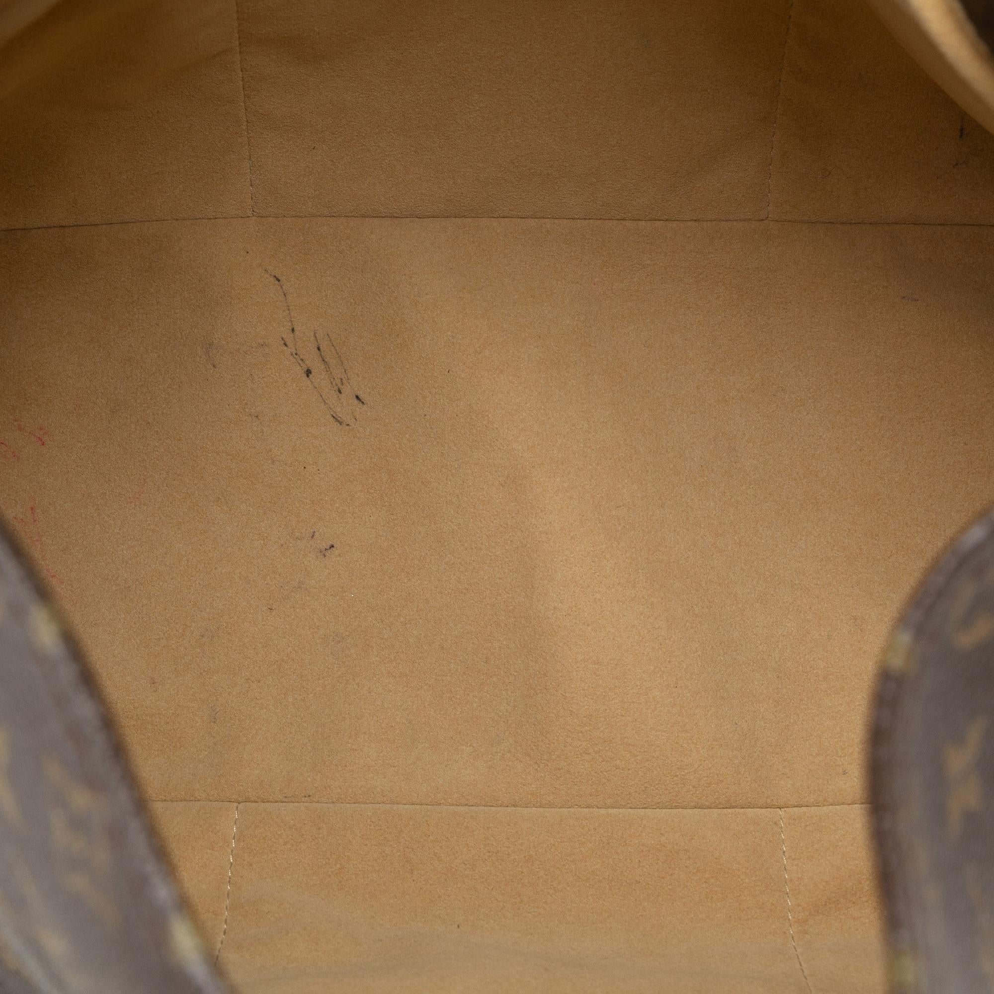 Louis Vuitton Monogram Artsy MM (SHG-oTfqon)