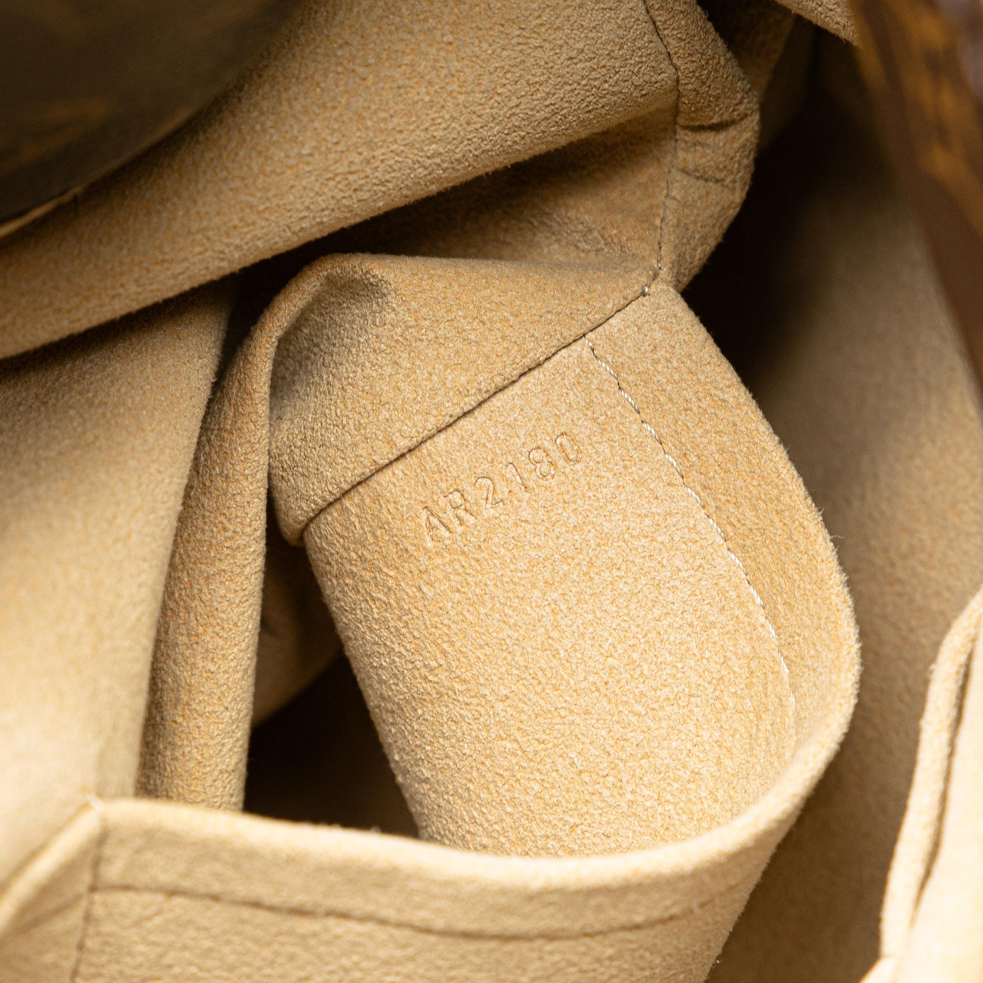 Louis Vuitton Monogram Artsy MM (SHG-Y4oo3Q)