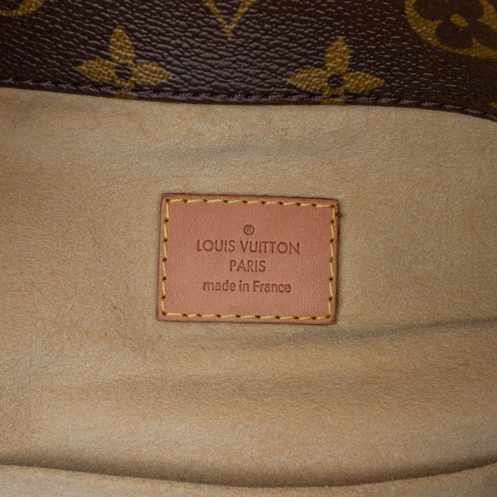 Louis Vuitton Monogram Artsy MM
