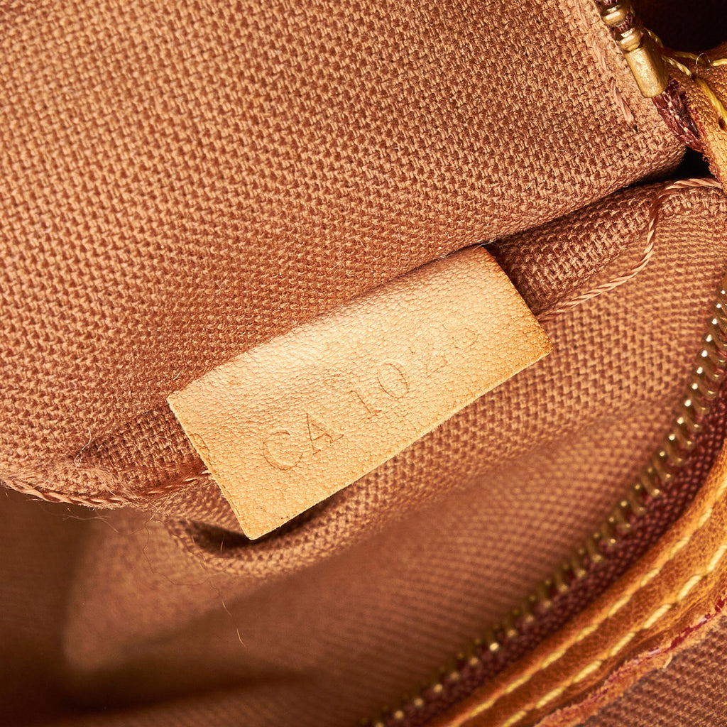 Louis Vuitton Monogram Batignolles Horizontal (SHG-ojUFz1)