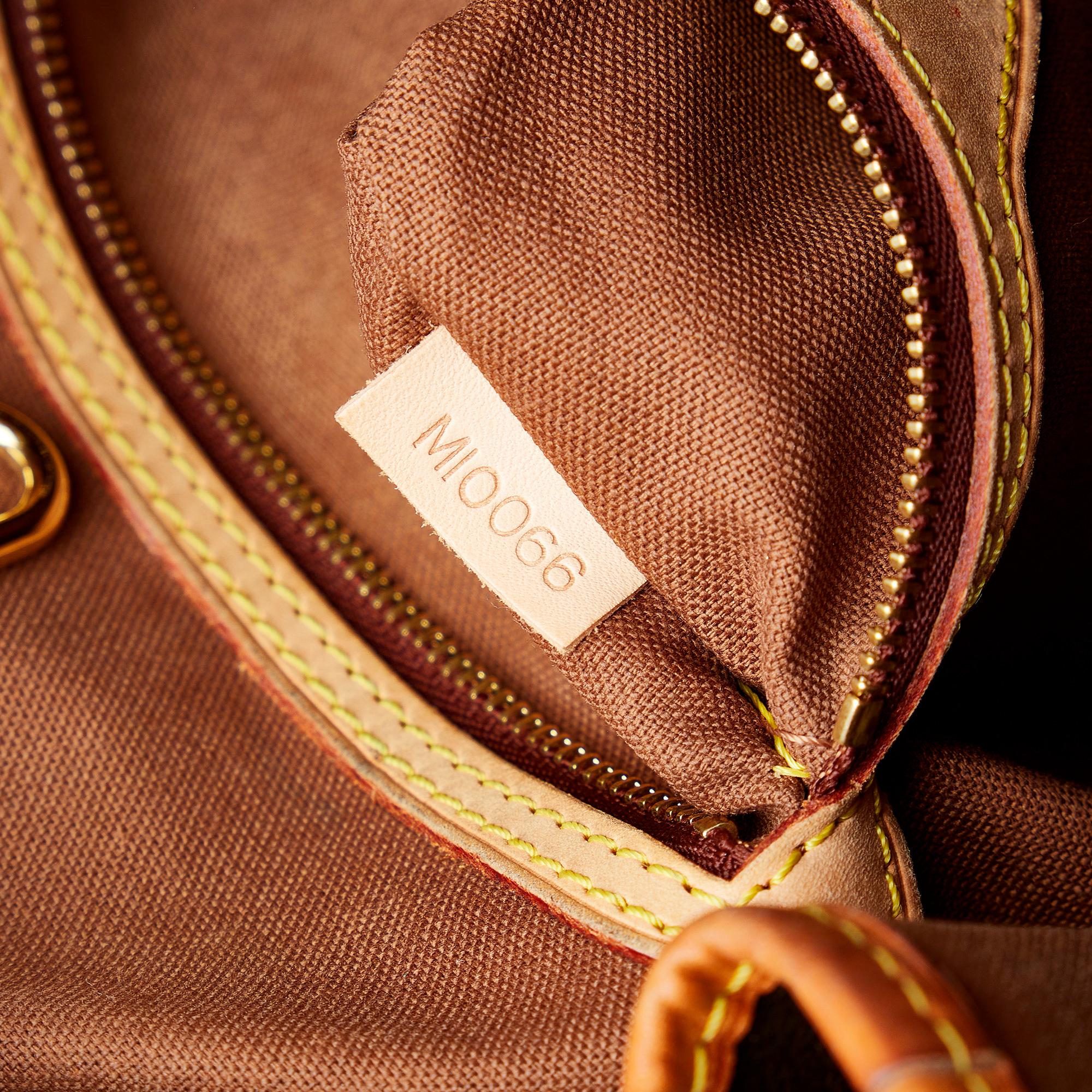 Louis Vuitton Monogram Batignolles Vertical (SHG-7NSQKu)